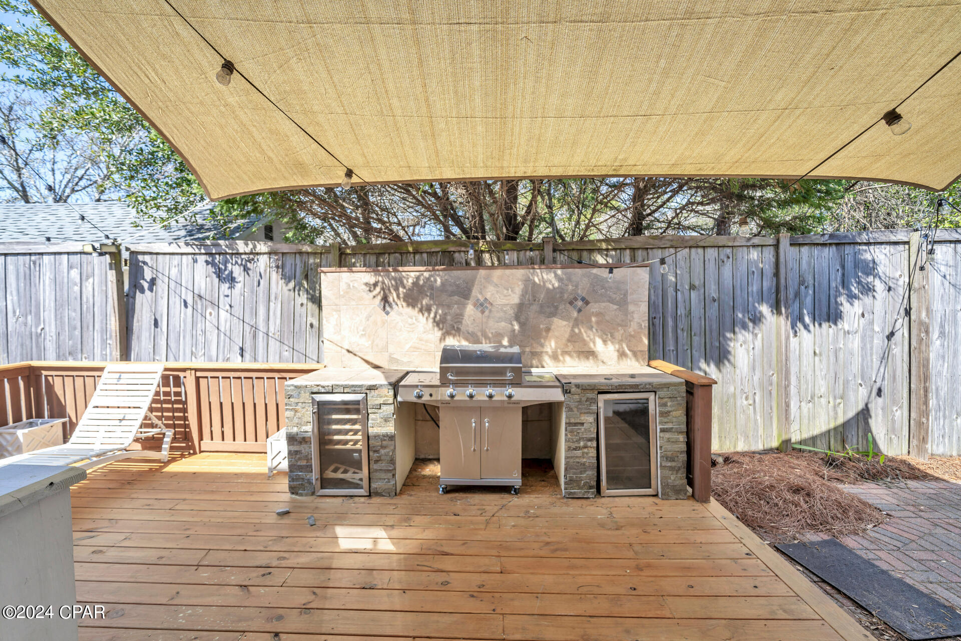 Paradise Grove - Residential