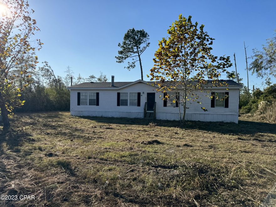 *ATTENTION INVESTORS* This 4 bedroom, 2 bath home needs renovations. It is being sold AS-IS. Sweet home on a quiet road, perfect for country living! The house will need extensive repairs and is priced accordingly. All appliances inside the home stay with the sale and are not guaranteed to be in working order. Seller does not plan to remove any items.

Seller will consider owner financing... contact us to see if we can make it work!