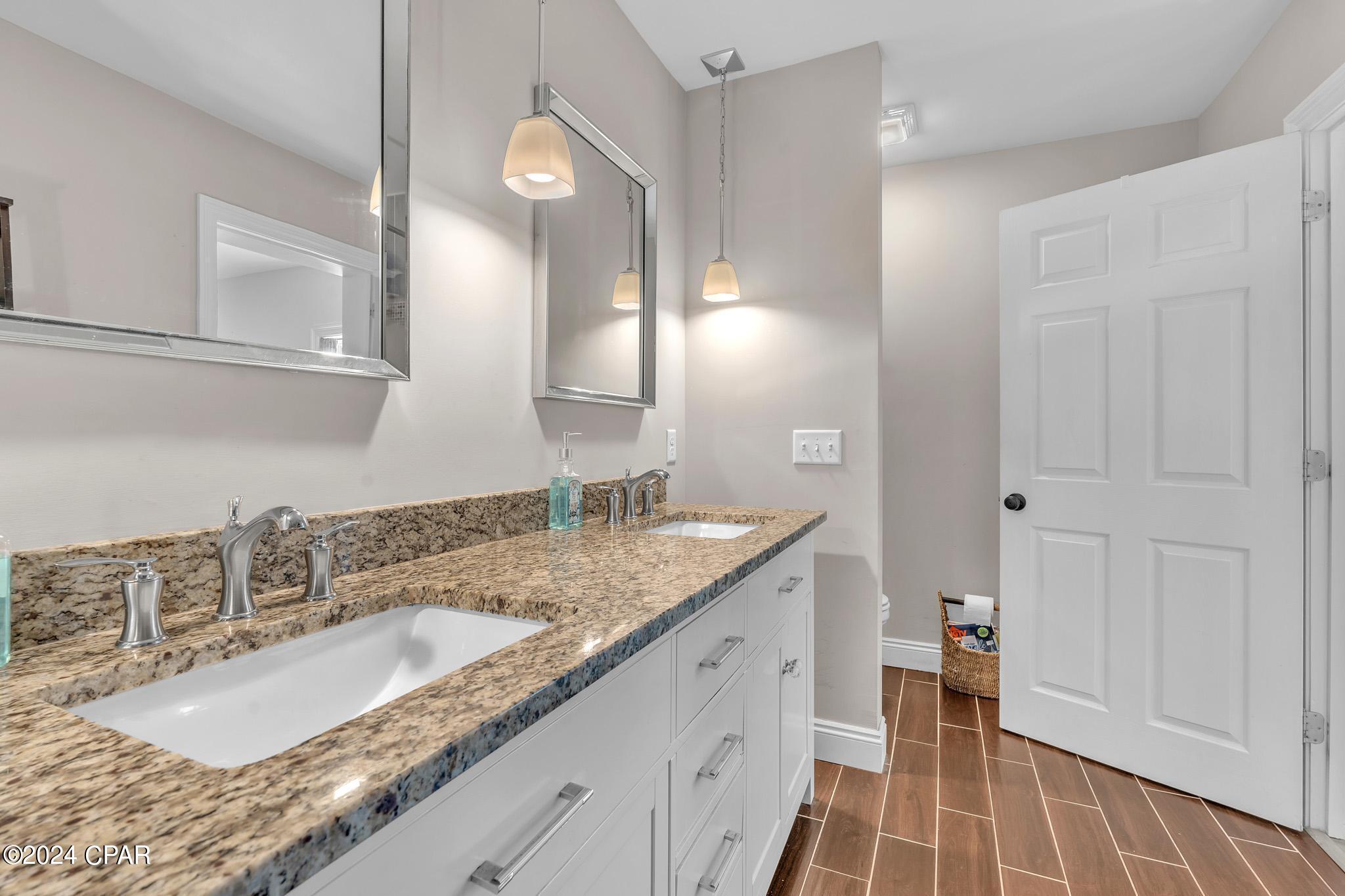 Pretty Bayou Hts 1st - Residential