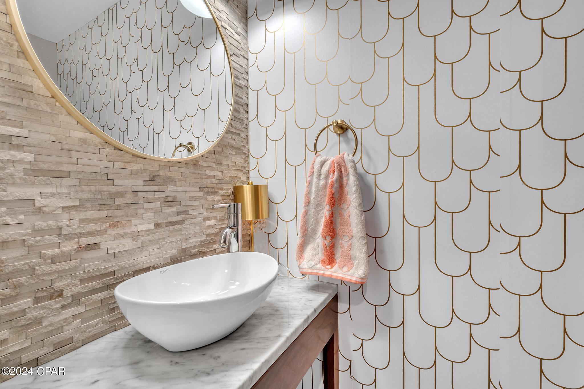 Pretty Bayou Hts 1st - Residential