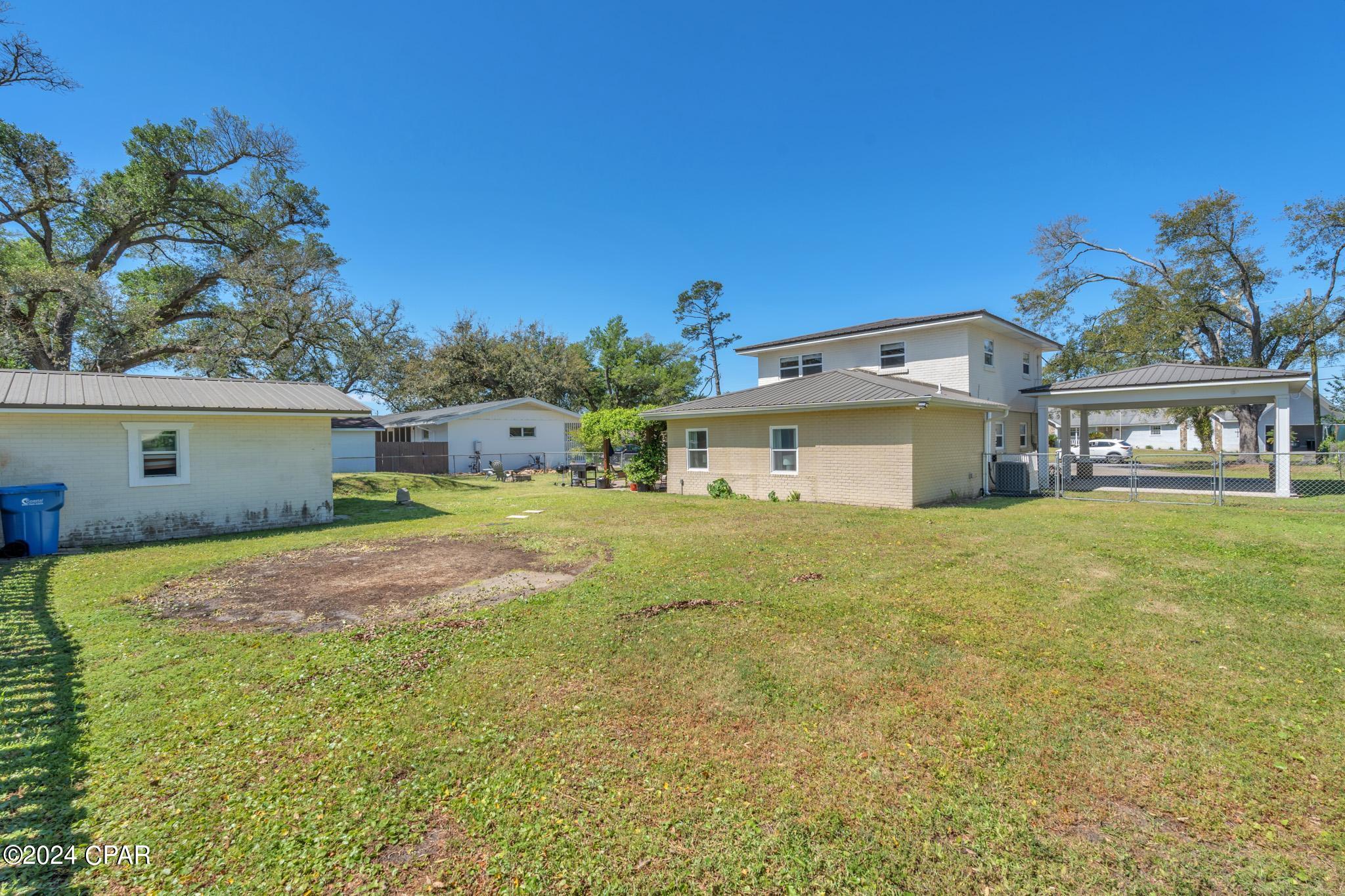 Pretty Bayou Hts 1st - Residential