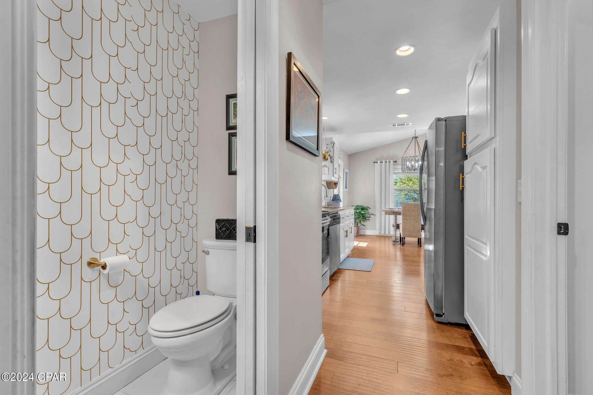 Pretty Bayou Hts 1st - Residential