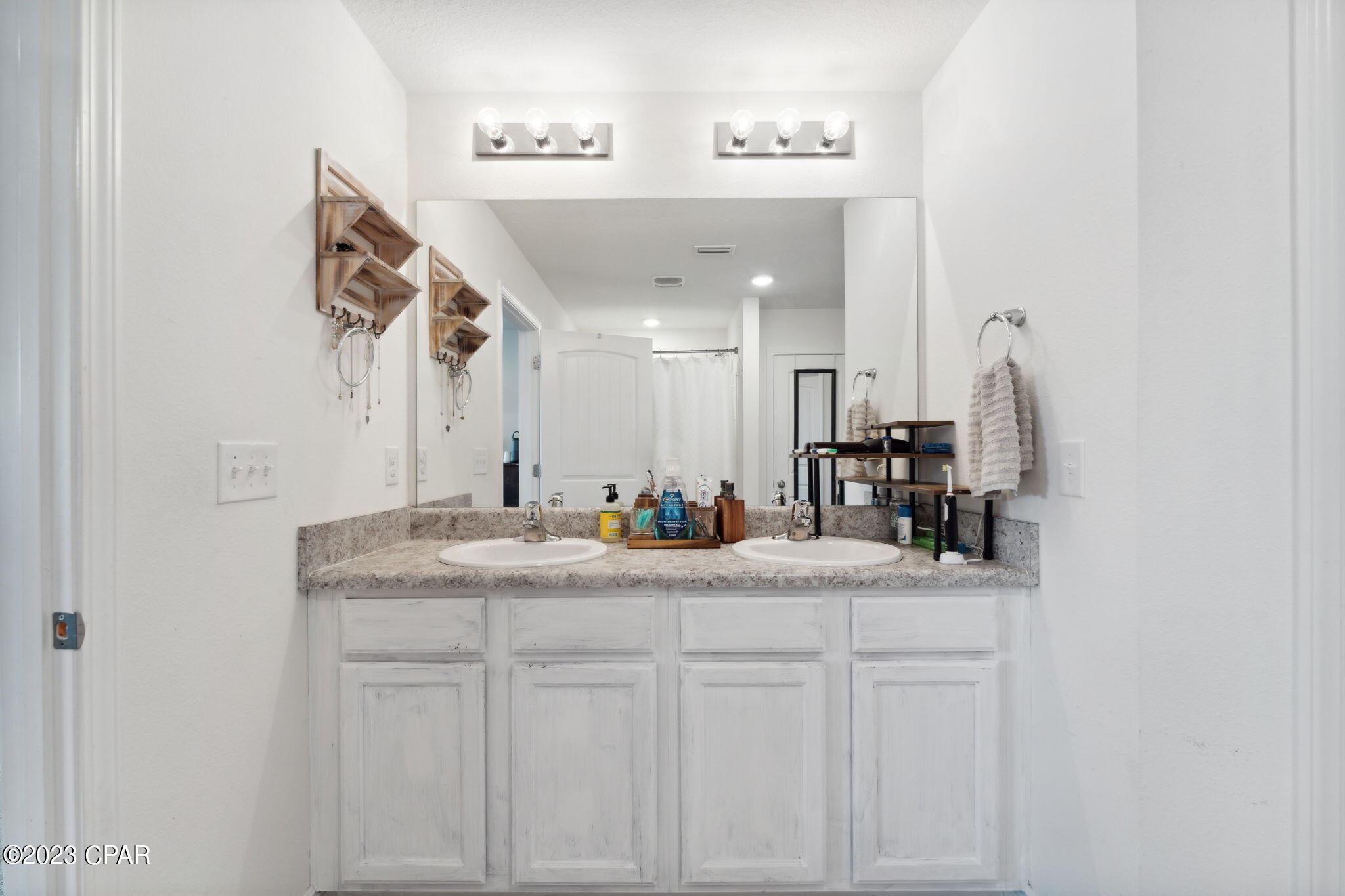 Olde Towne Village - Residential Lease