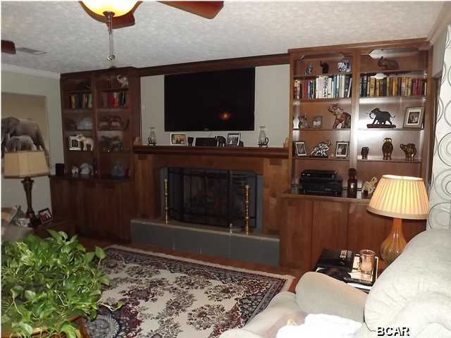 Belaire Estates U-1 Replat - Residential