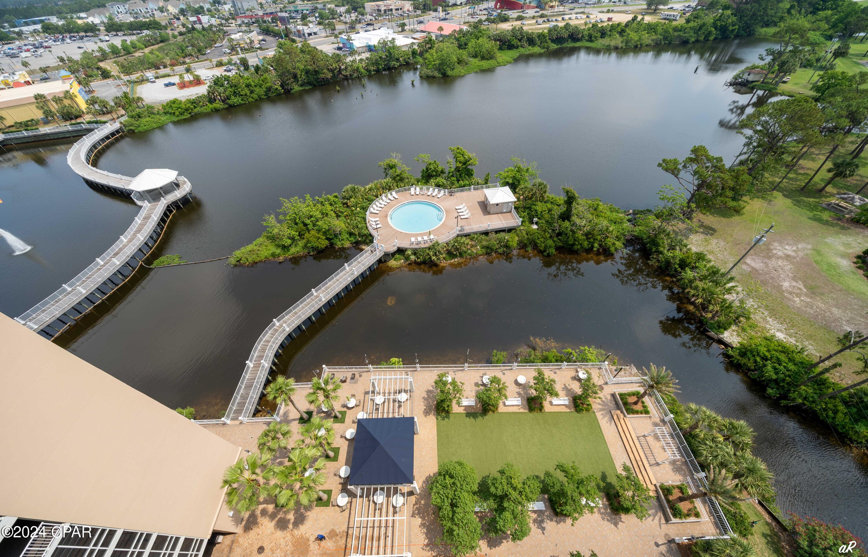 Laketown Wharf - Residential