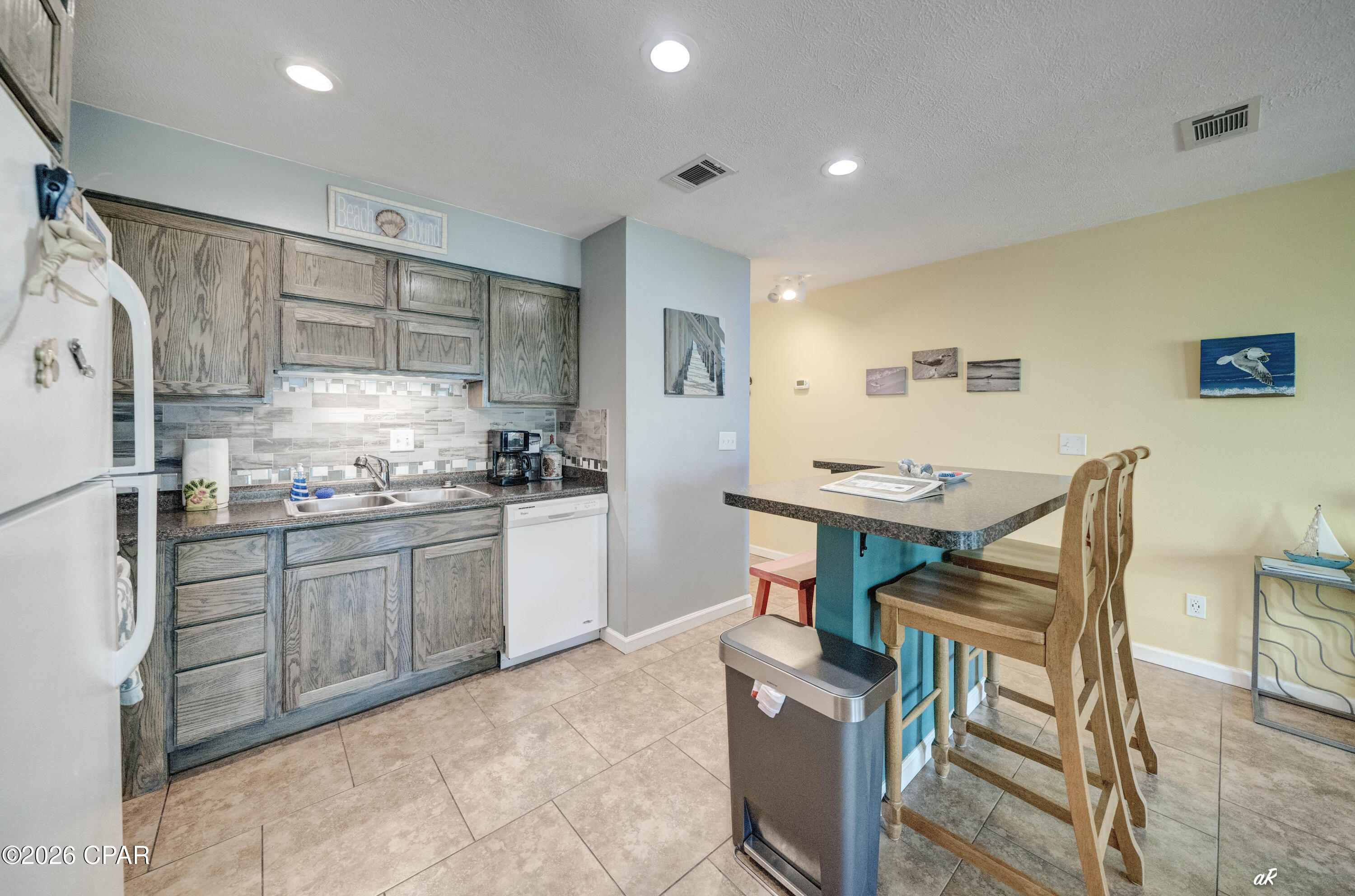 Nautical Watch II - Residential