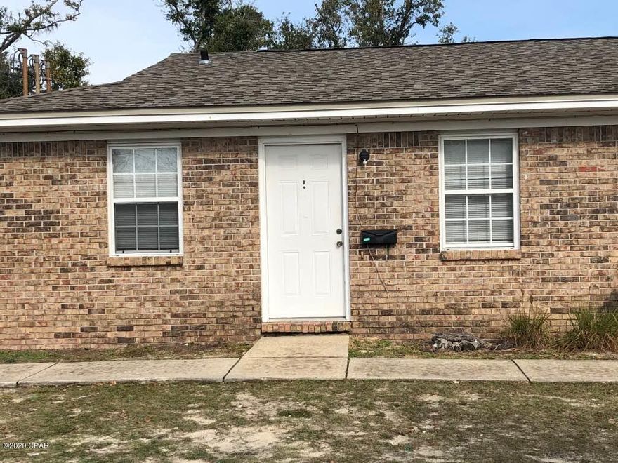 2 bed/1 bath apartment. 754 sq ft. Tidy, tile floors throughout. No pets. Yard Care included.