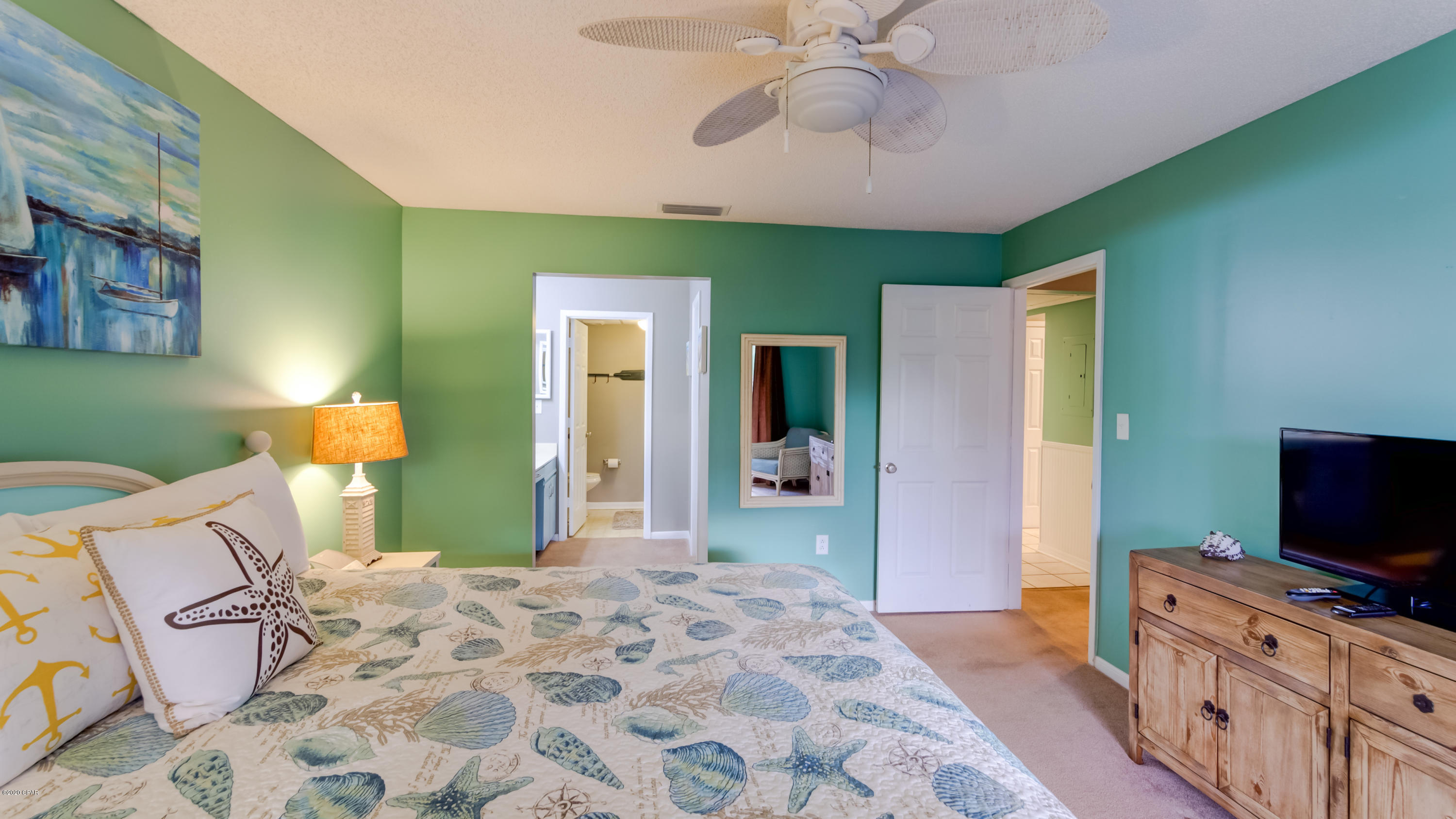 Edgewater Golf Villas V-C - Residential