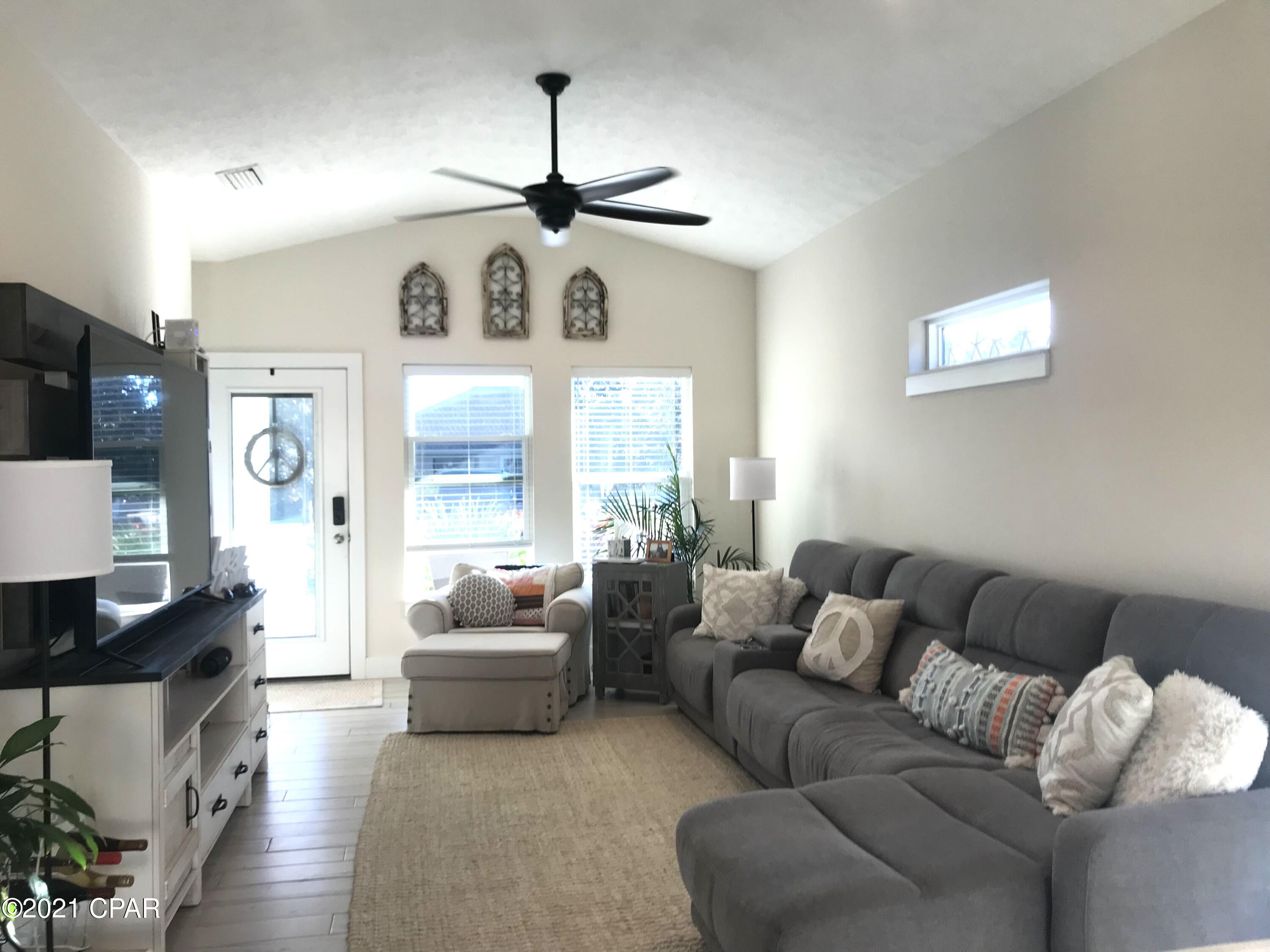 Riviera Beach 1st Add - Residential