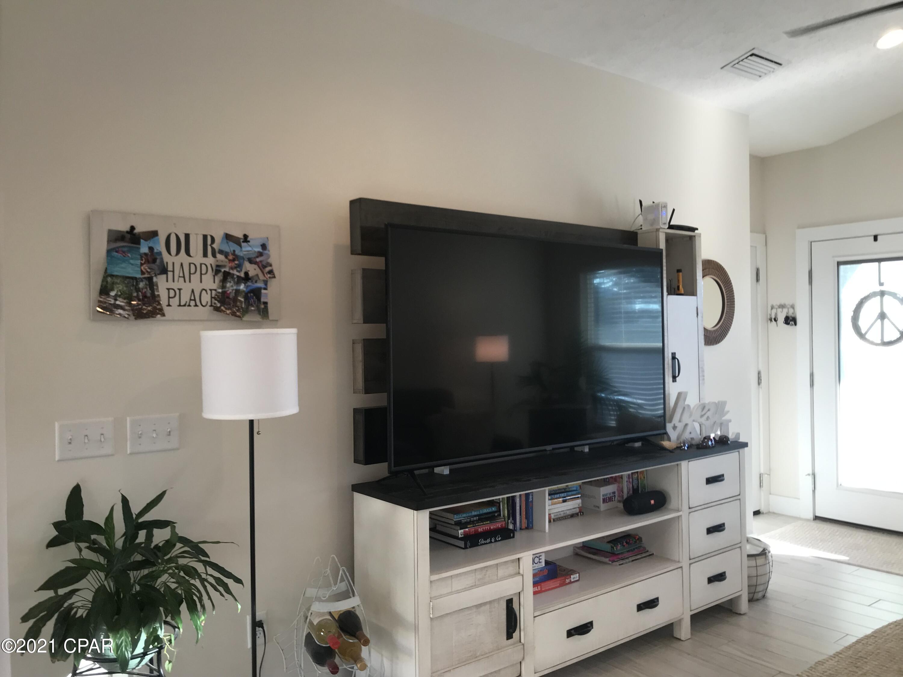 Riviera Beach 1st Add - Residential