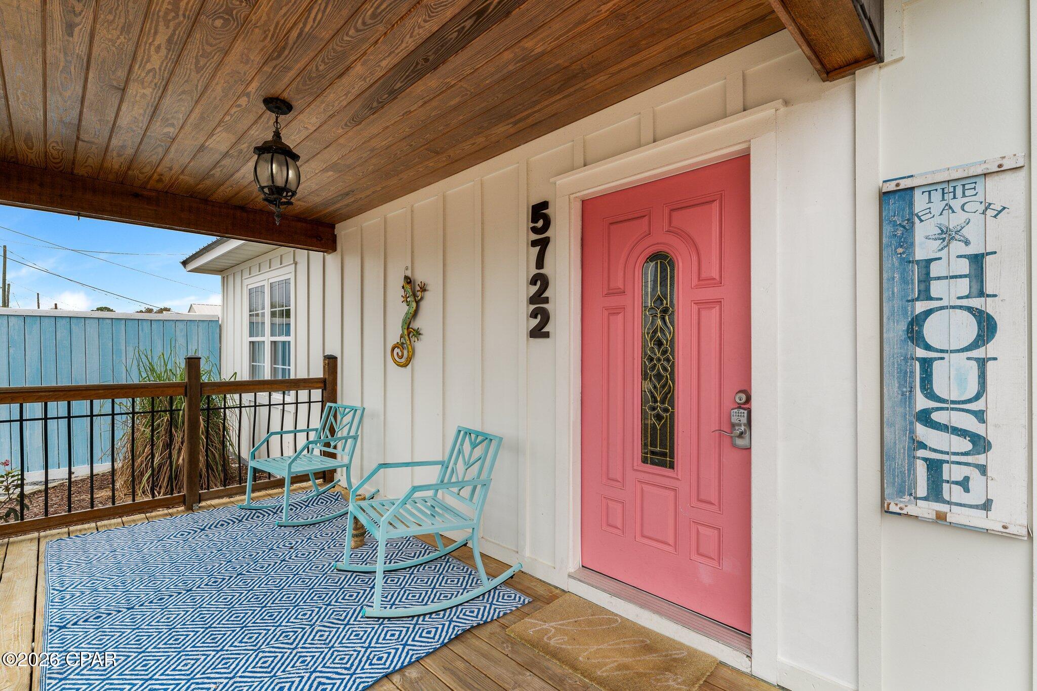 Biltmore Beach 1st Add - Residential