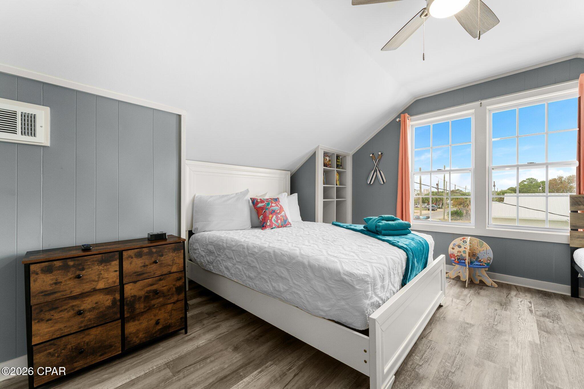 Biltmore Beach 1st Add - Residential