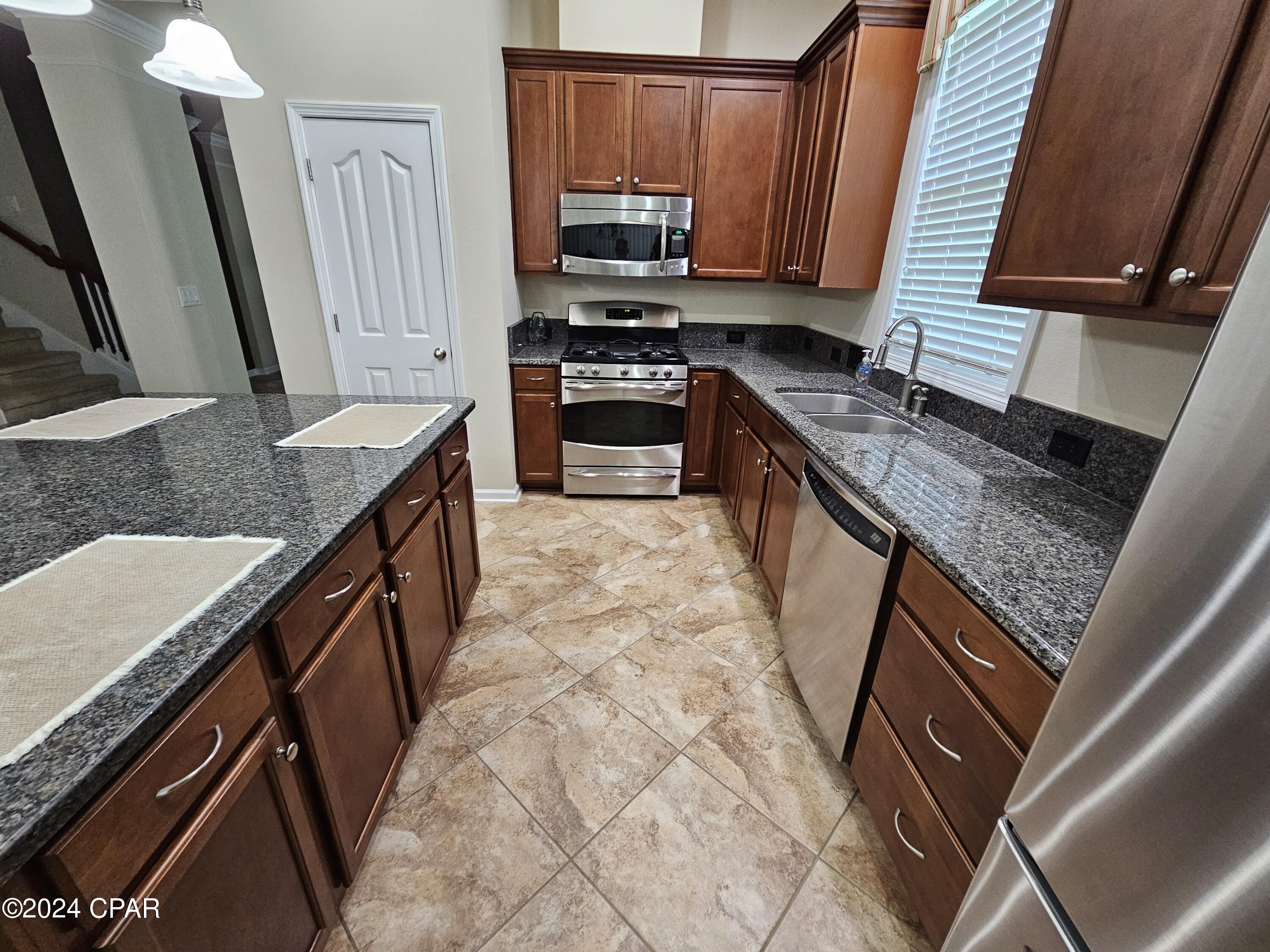 Hawks Landing - Residential