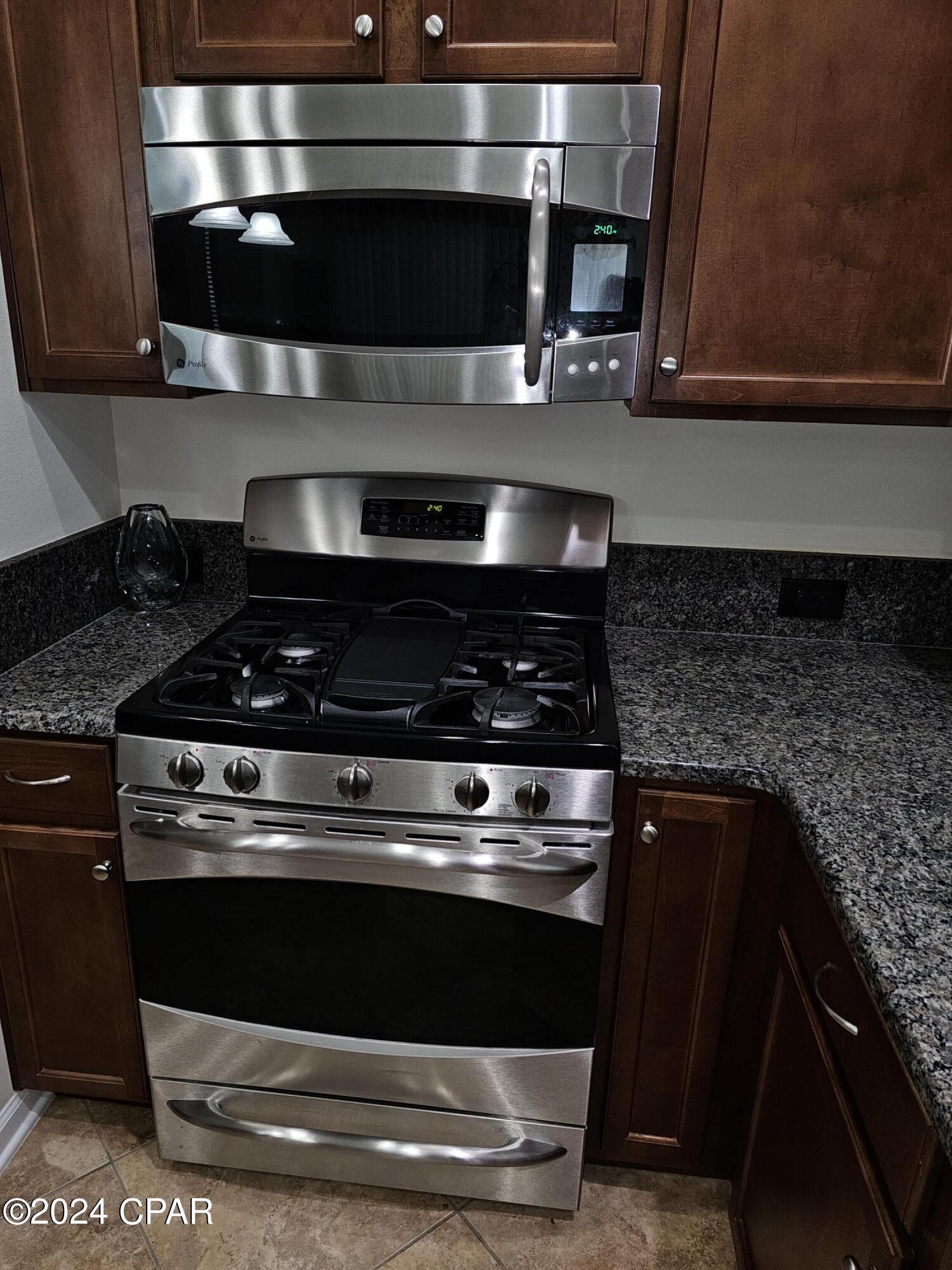 Hawks Landing - Residential