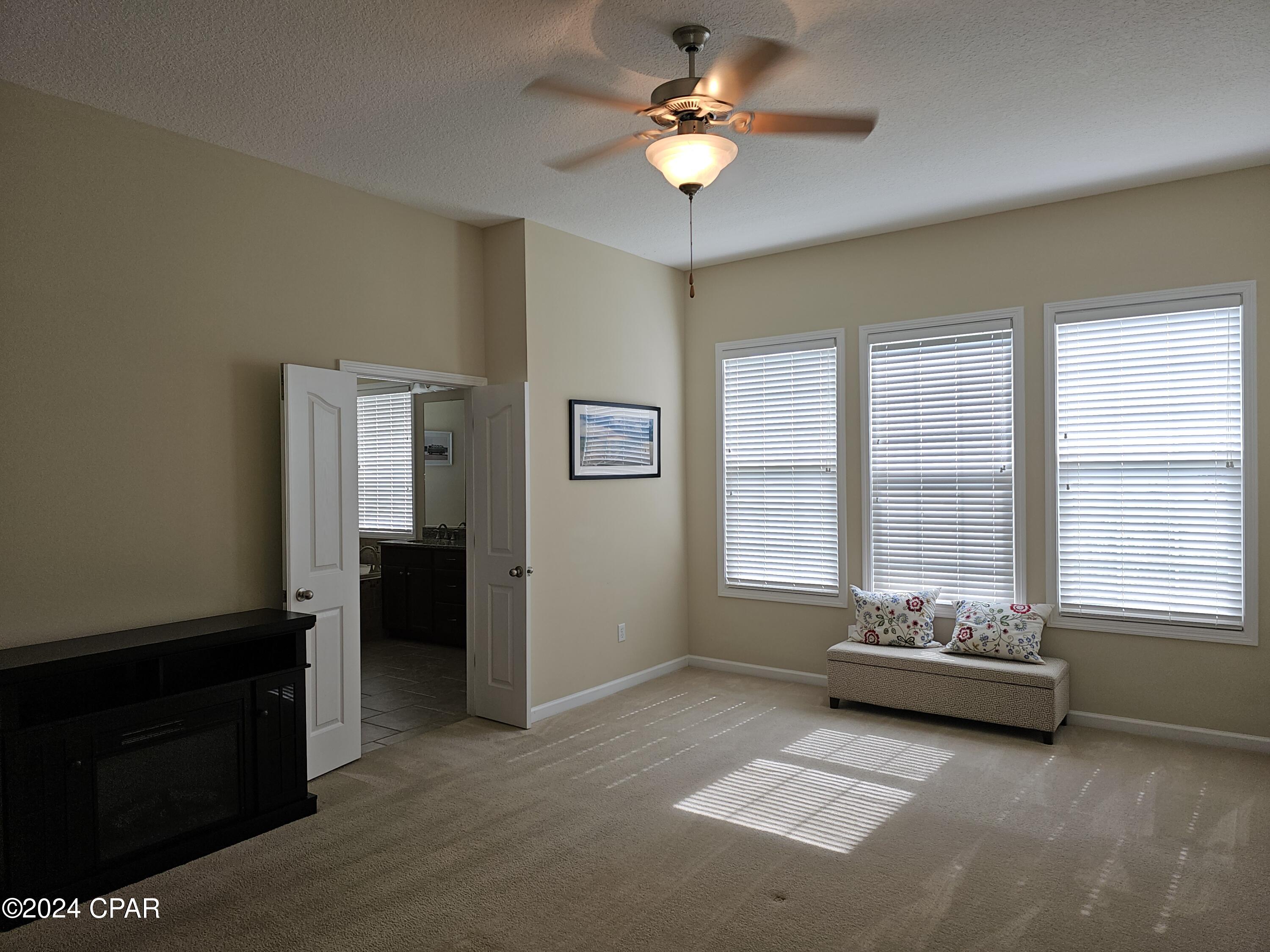 Hawks Landing - Residential