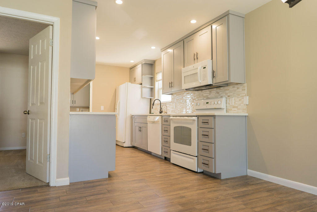 [No Recorded Subdiv] - Residential