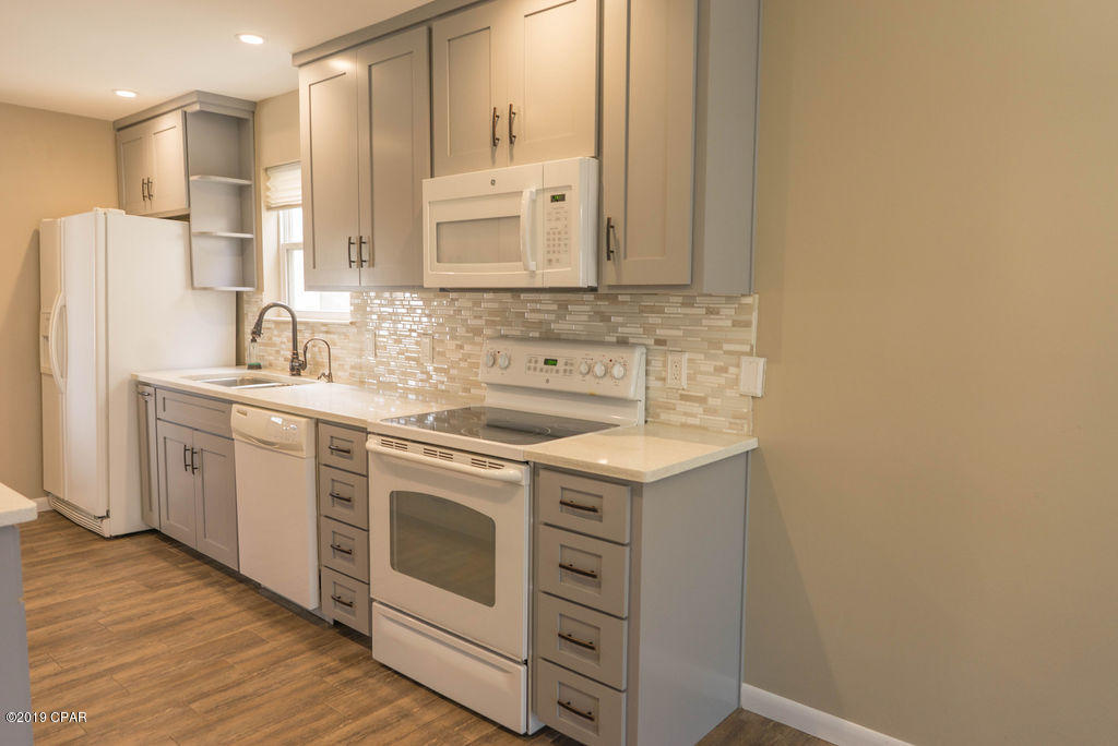 [No Recorded Subdiv] - Residential