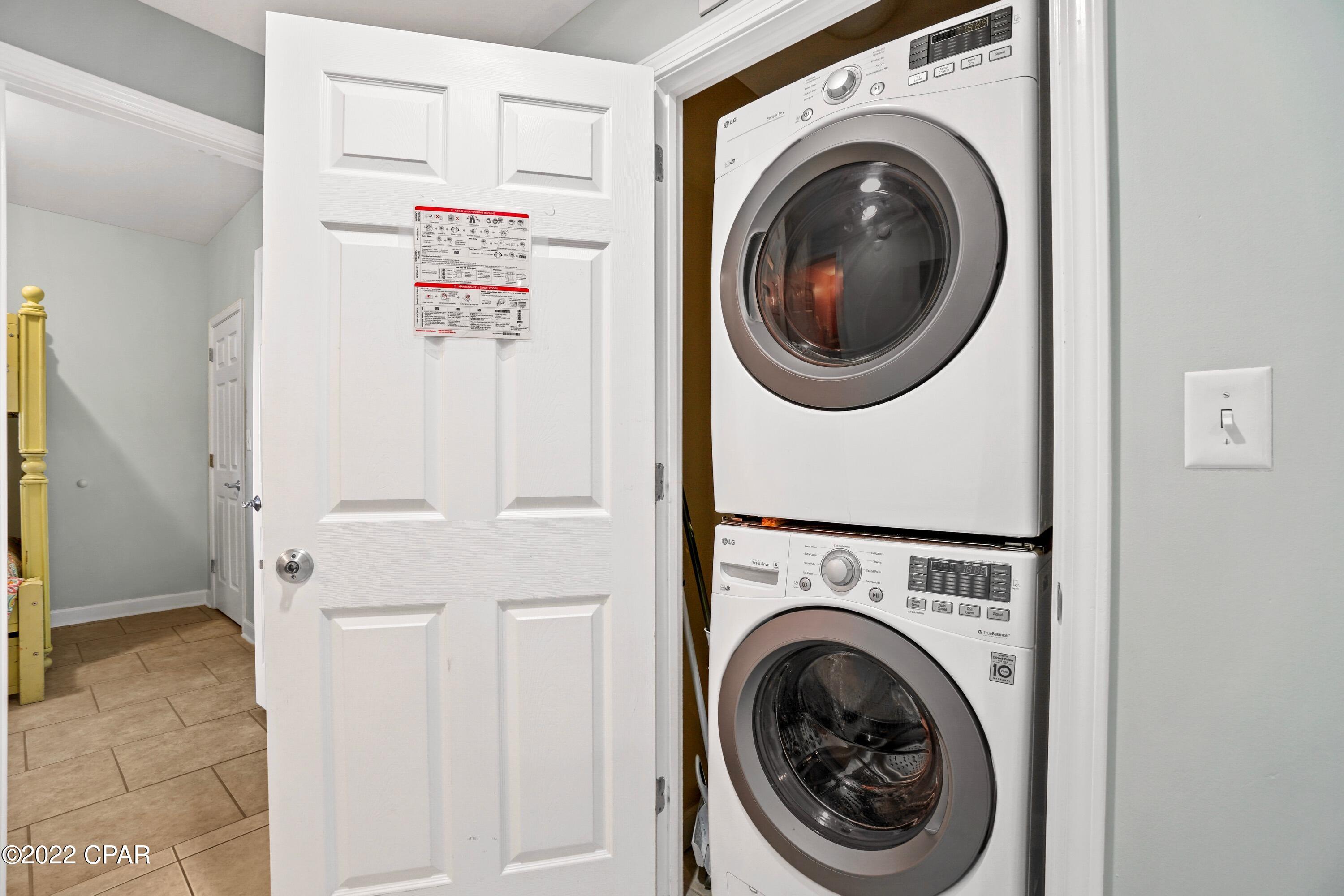 Splash Condo - Residential