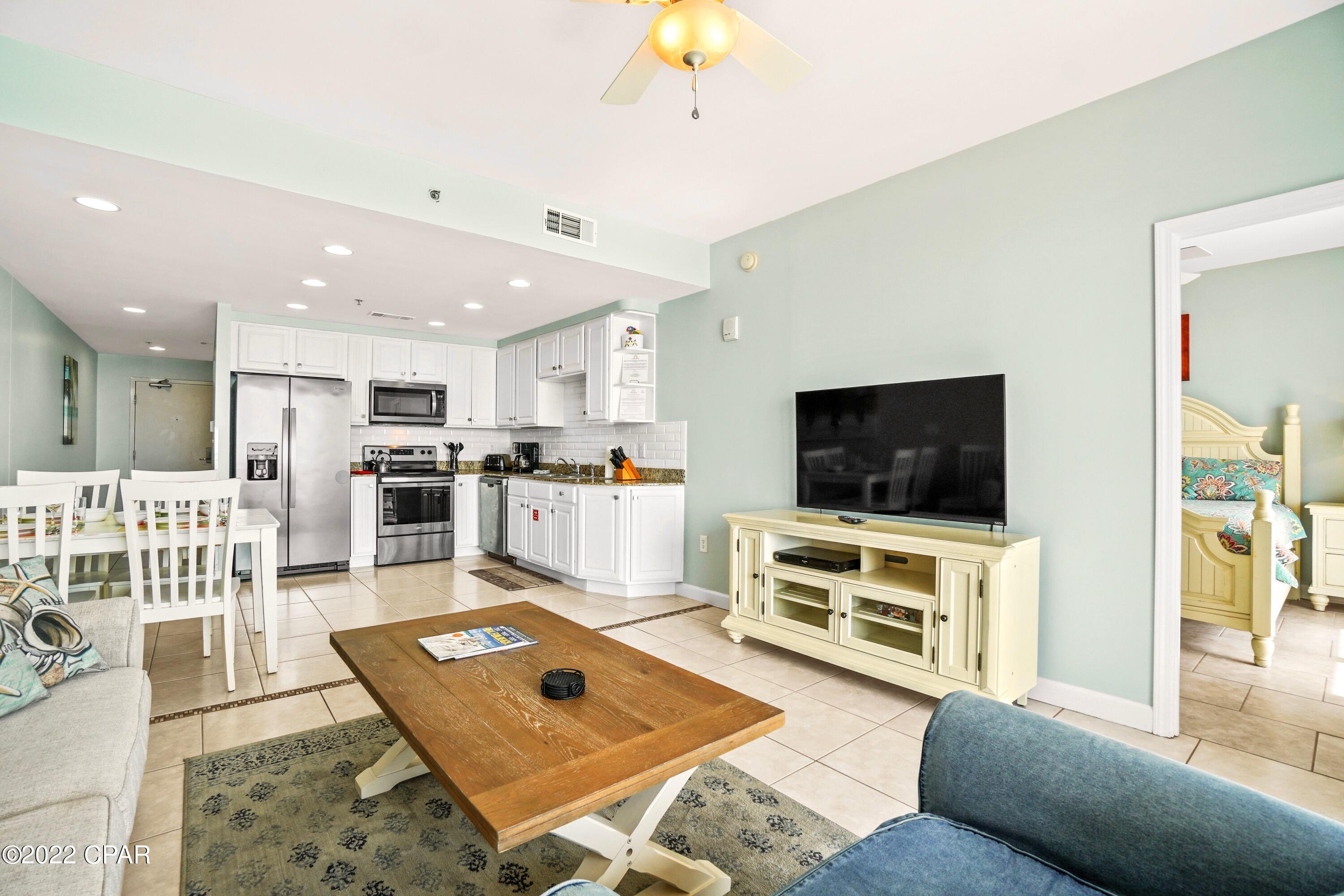 Splash Condo - Residential