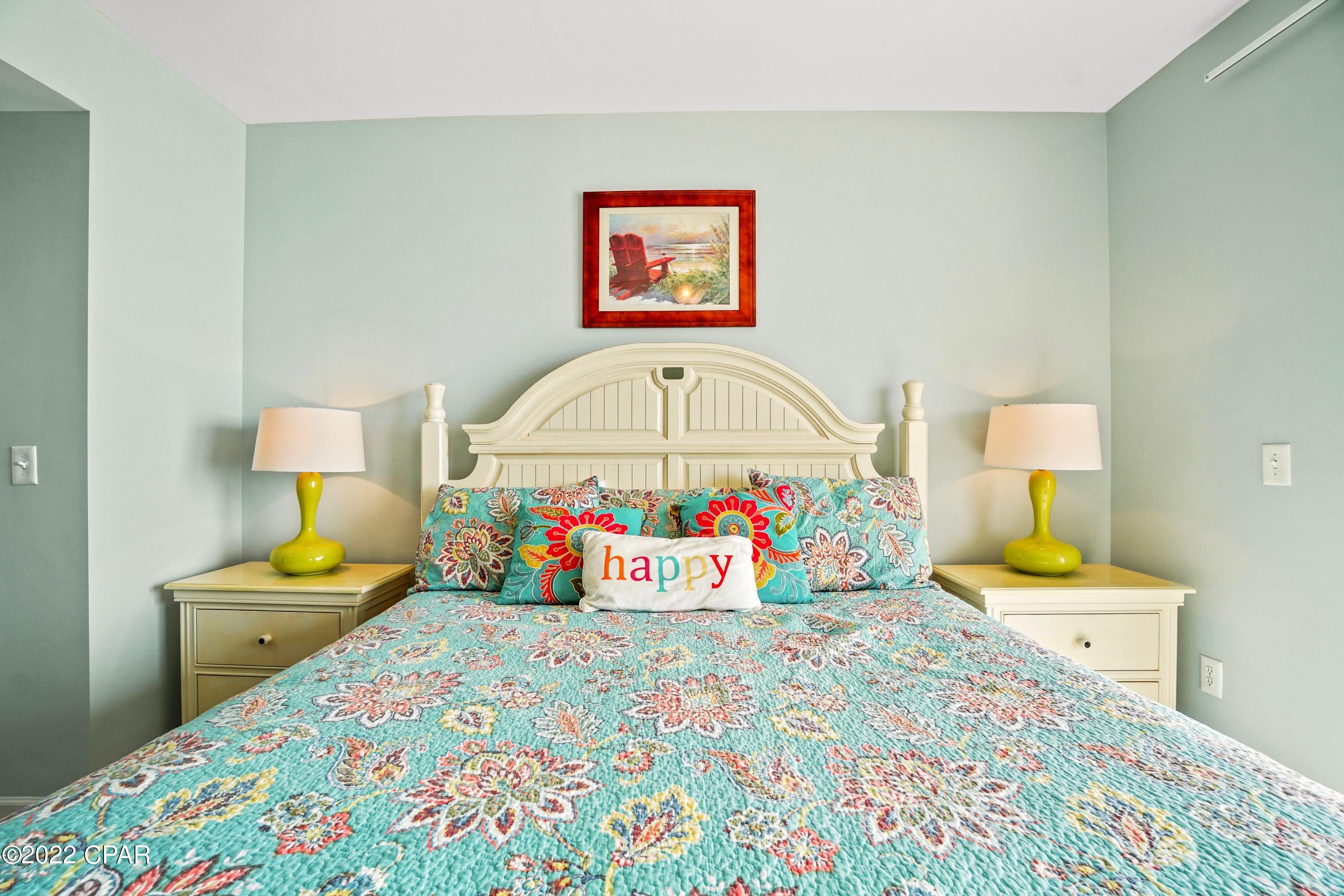 Splash Condo - Residential