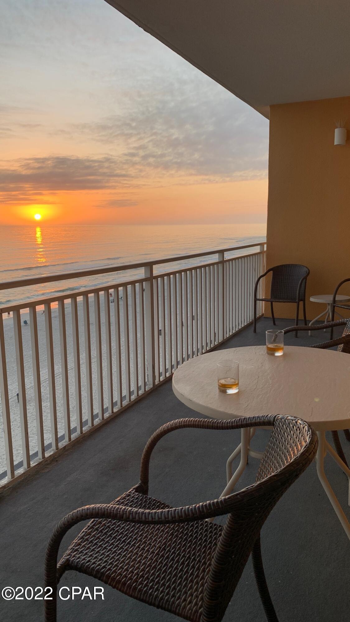 Splash Condo - Residential