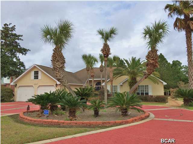 Country Club Harbour Estates - Residential