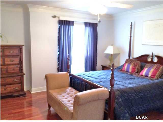 Country Club Harbour Estates - Residential