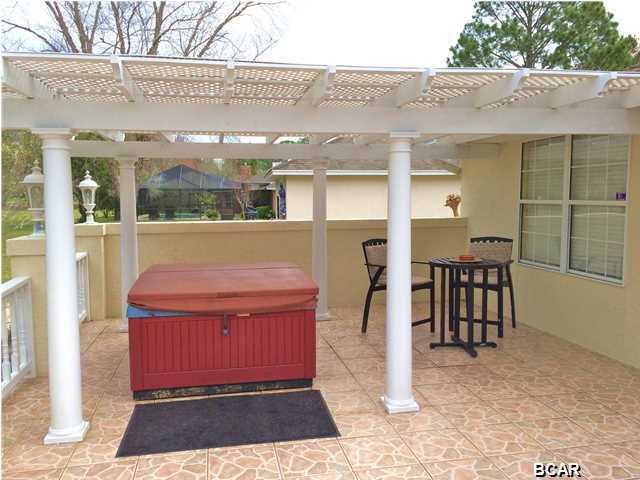 Country Club Harbour Estates - Residential