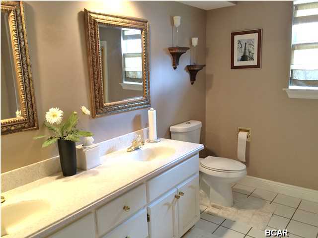 Country Club Harbour Estates - Residential