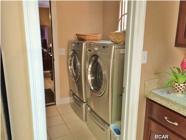 Country Club Harbour Estates - Residential