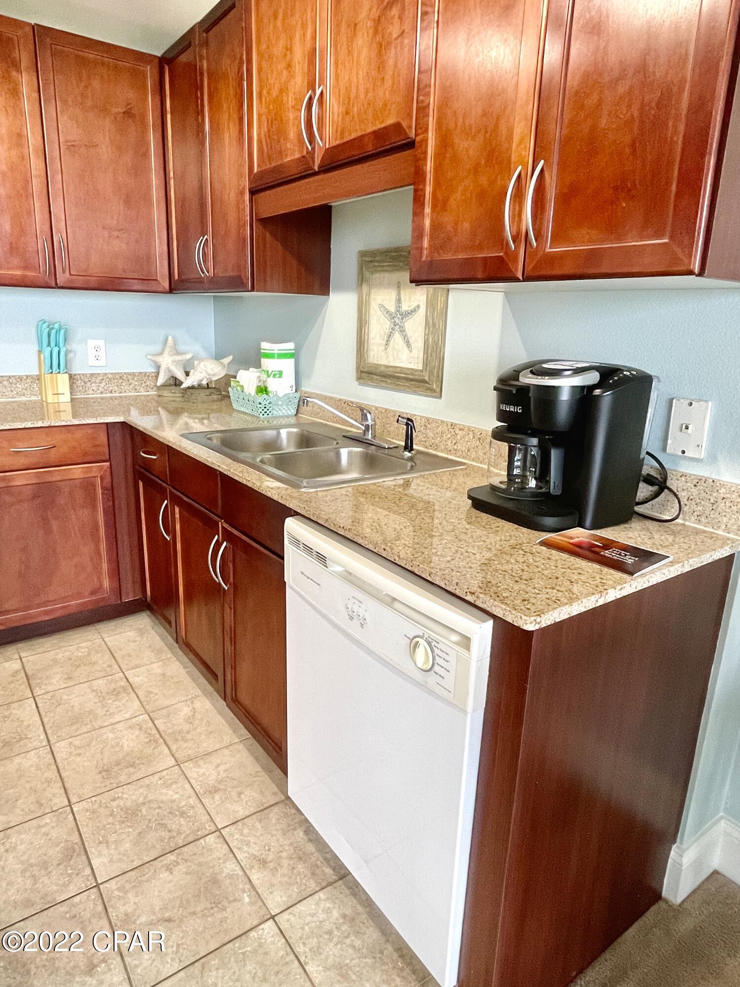 Laketown Wharf - Residential