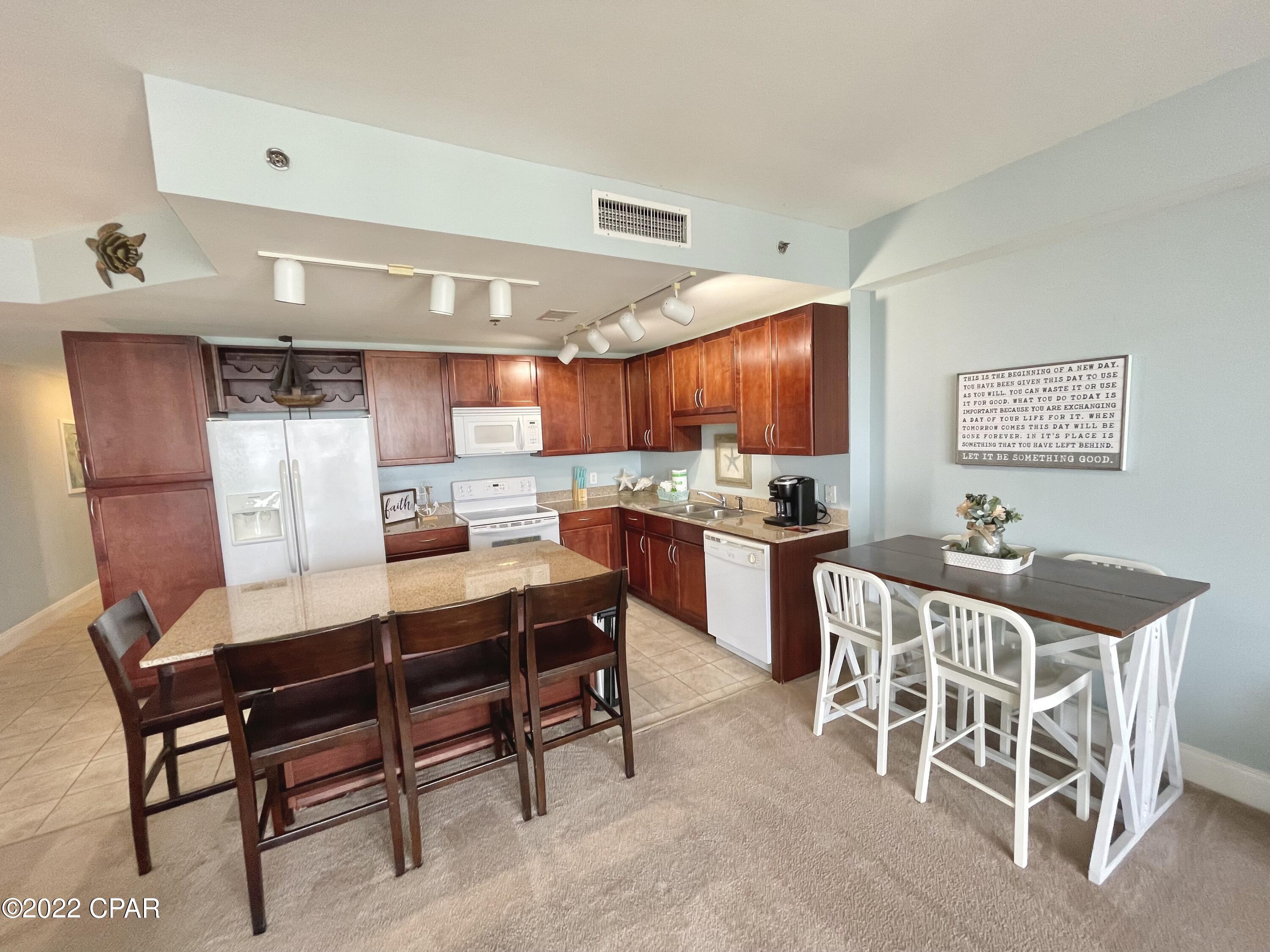 Laketown Wharf - Residential