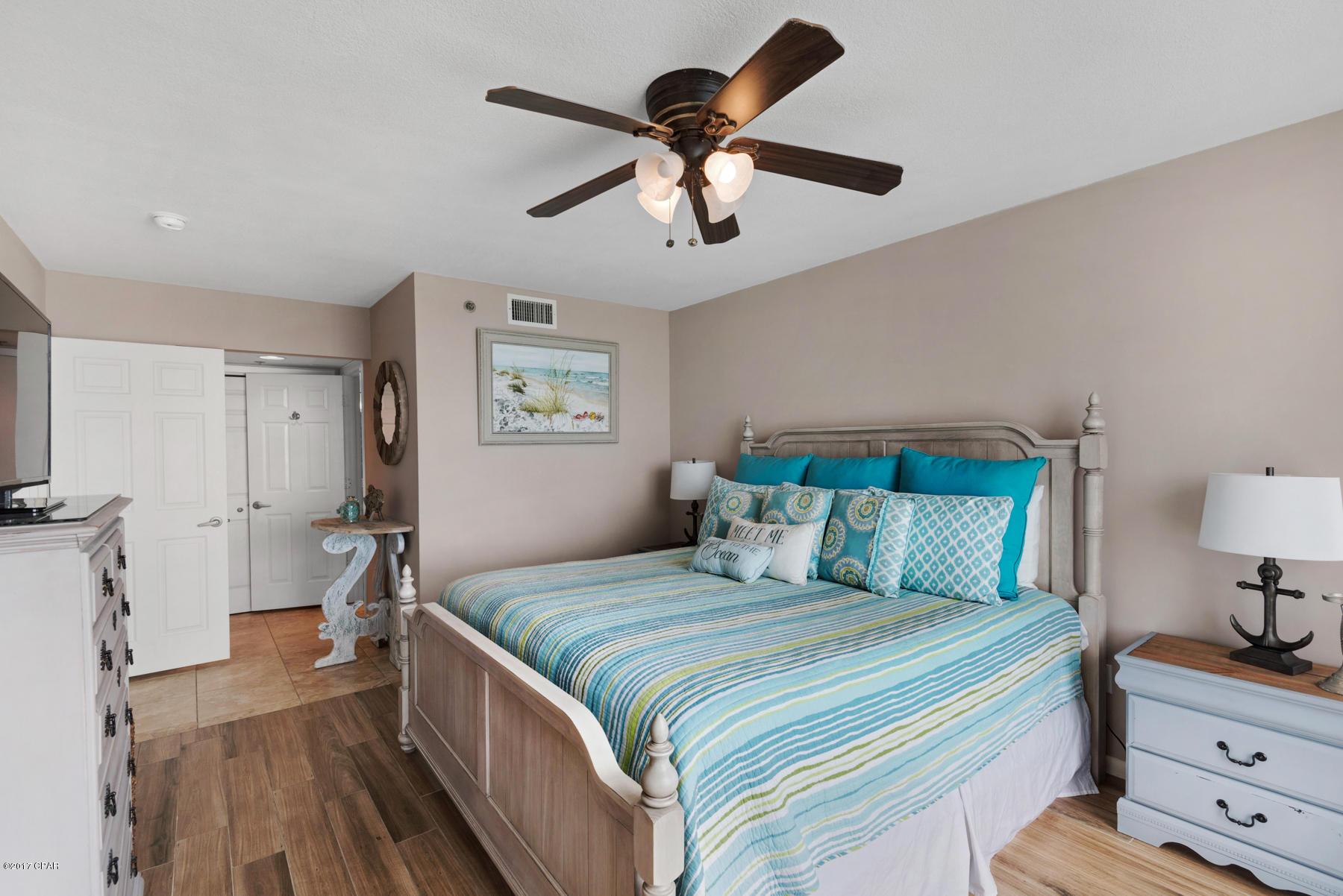 Long Beach Towers IV - Residential