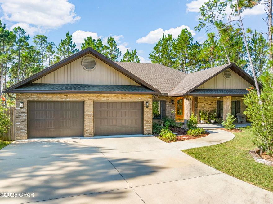 Welcome to 112 snowy Oaks Blvd, a charming residence in Panama City, FL, 32409. This inviting home boasts spacious living areas filled with natural light, a well-appointed kitchen, and comfortable bedrooms. Enjoy outdoor relaxation and entertainment in the expansive backyard. Conveniently located near local amenities, this property offers a wonderful place to call home.