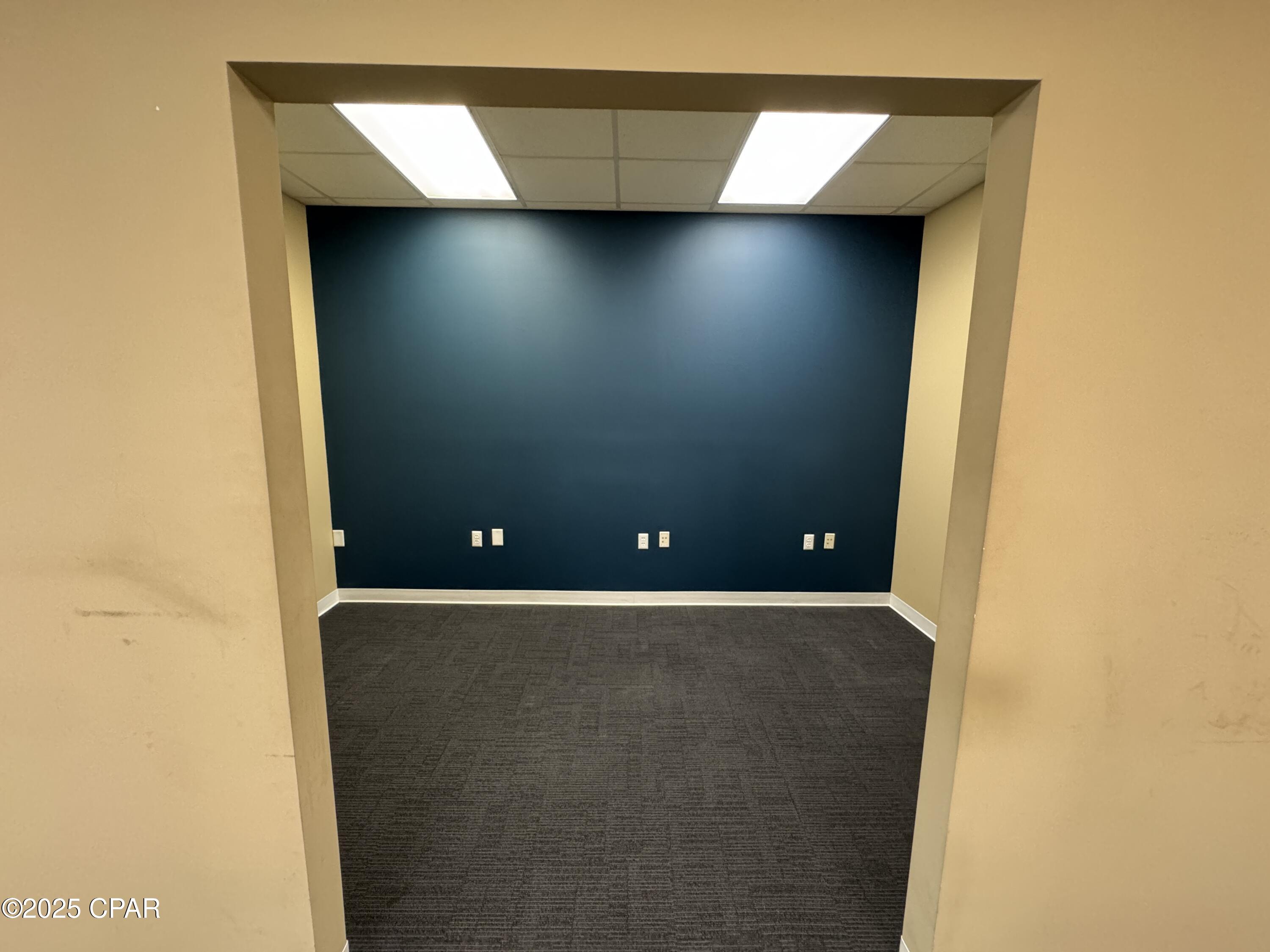 No Named Subdivision - Commercial Lease