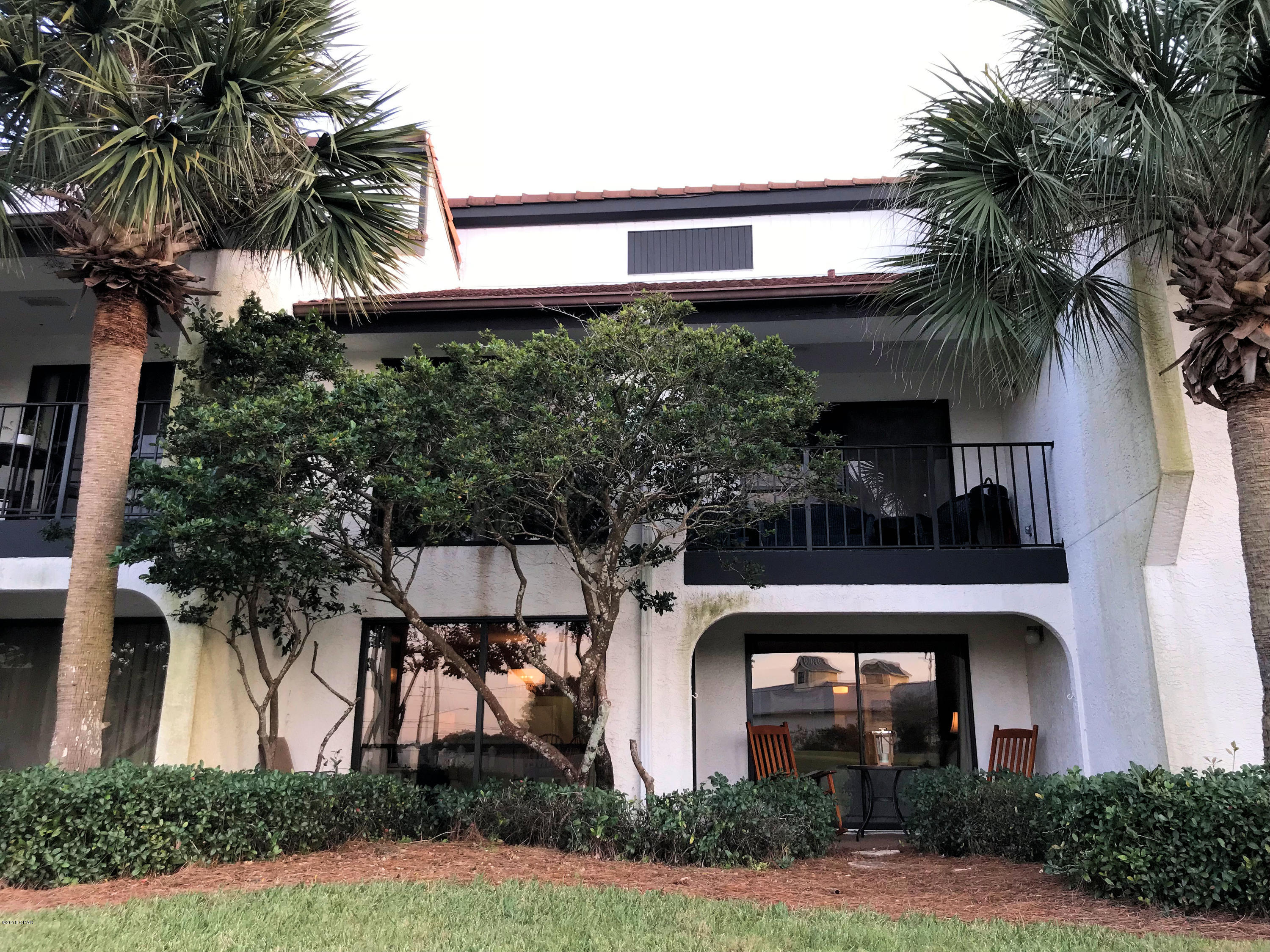 Edgewater Golf Villas V-B - Residential