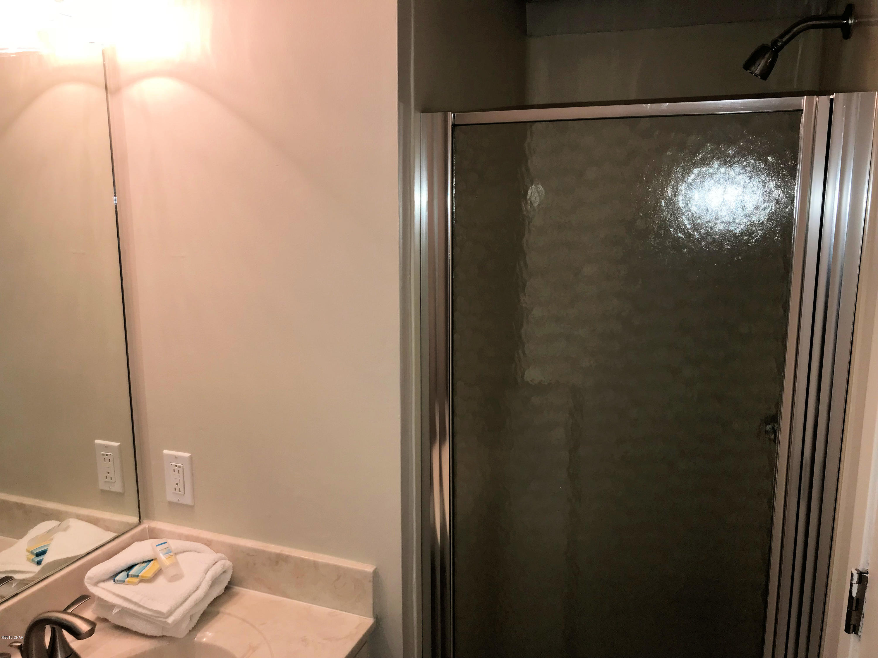 Edgewater Golf Villas V-B - Residential