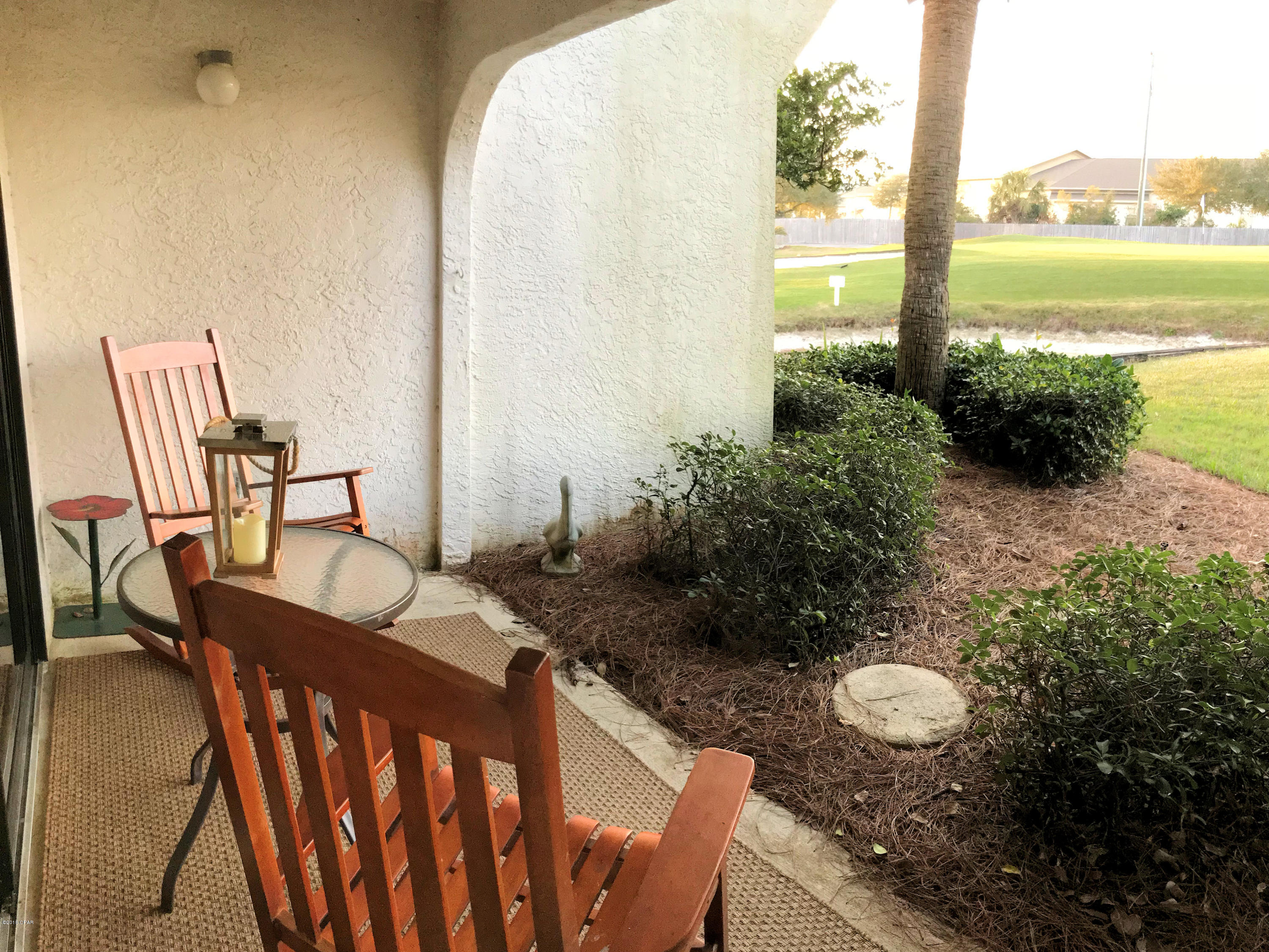 Edgewater Golf Villas V-B - Residential