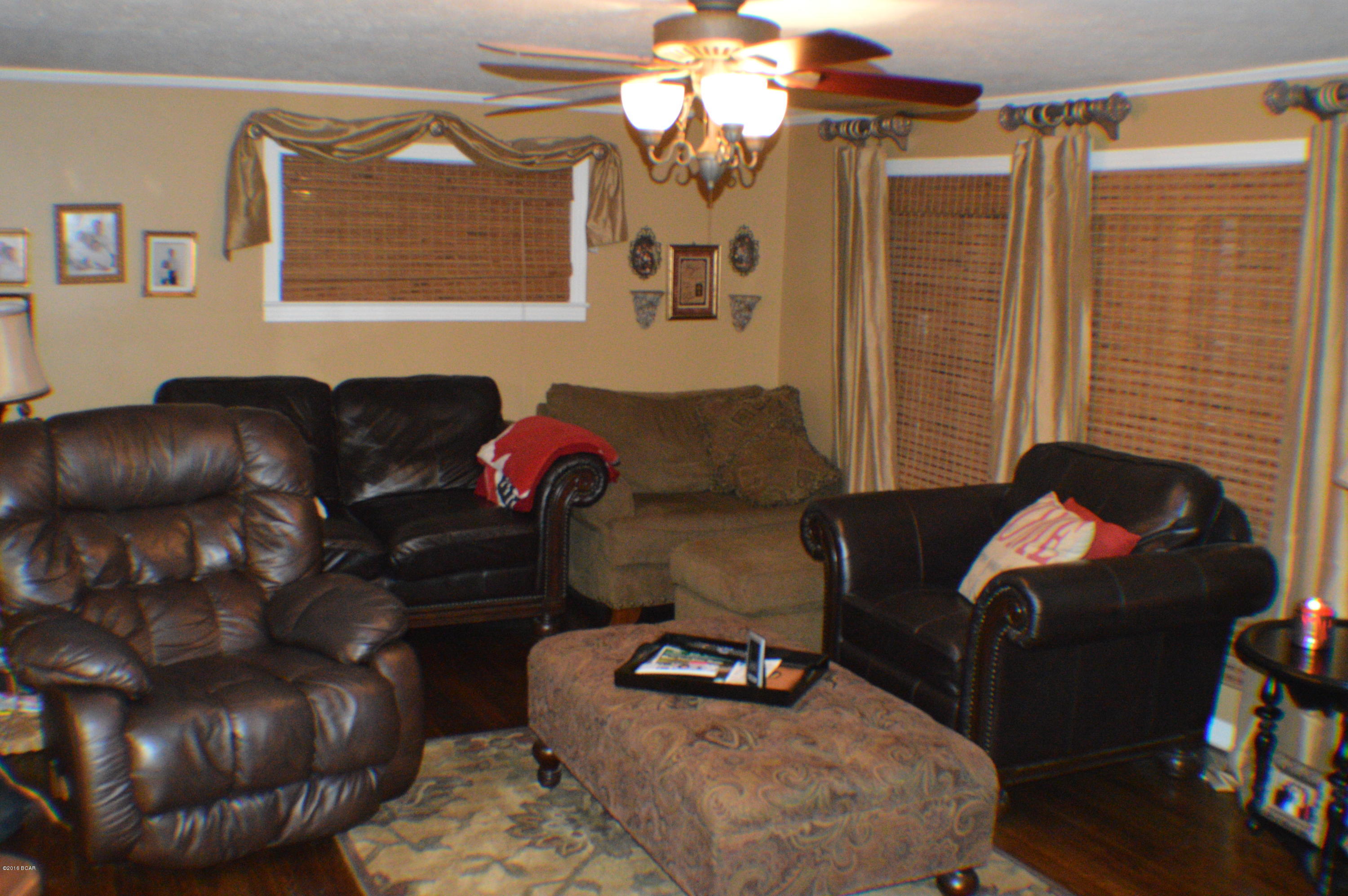 [No Recorded Subdiv] - Residential