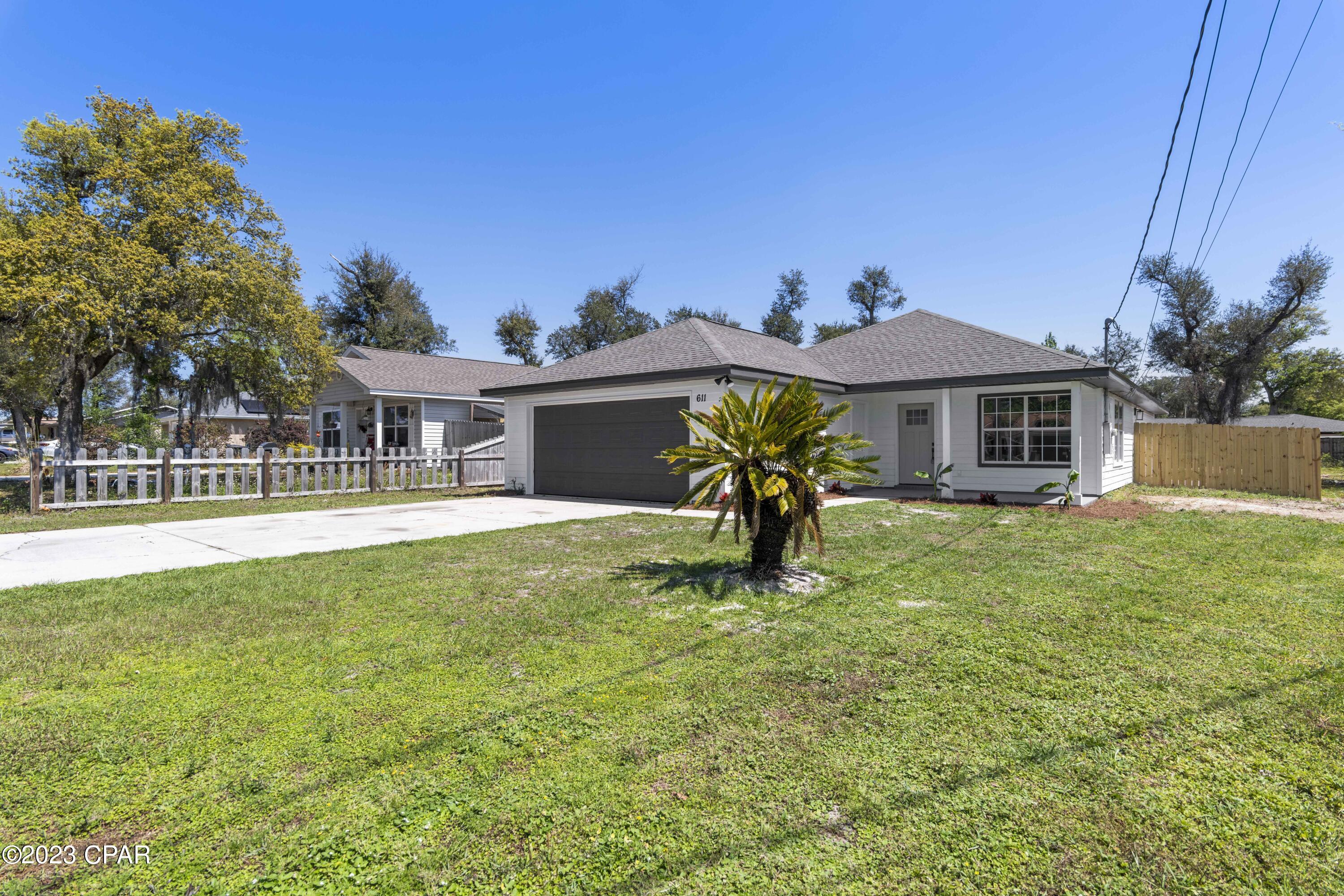 Imperial Oaks - Residential