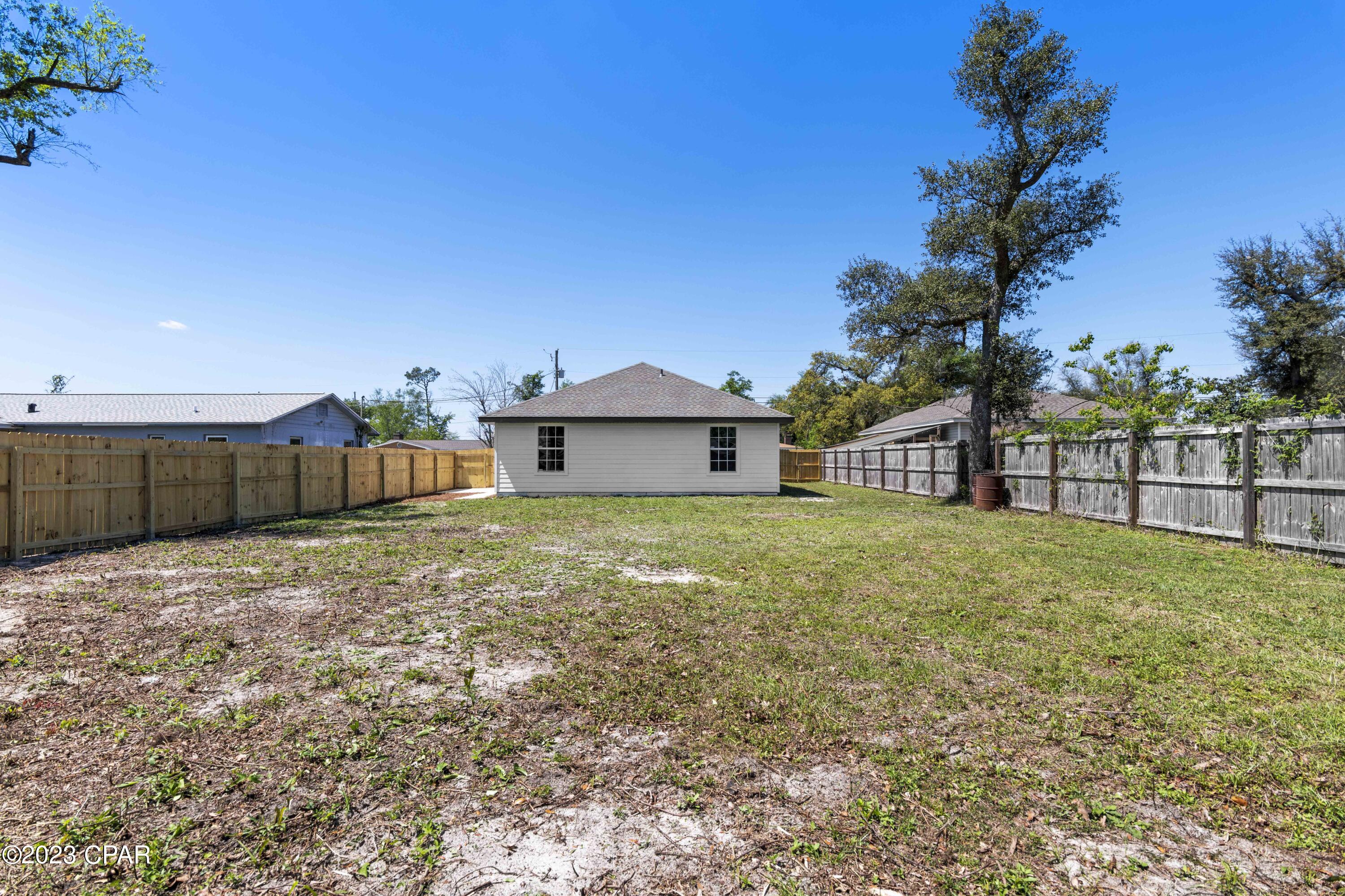 Imperial Oaks - Residential