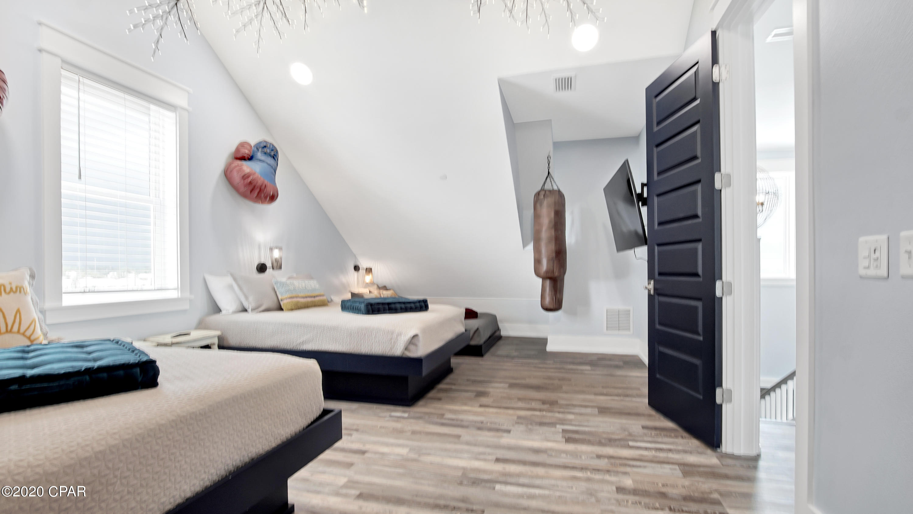 Crescent Beach Unit 1 - Residential