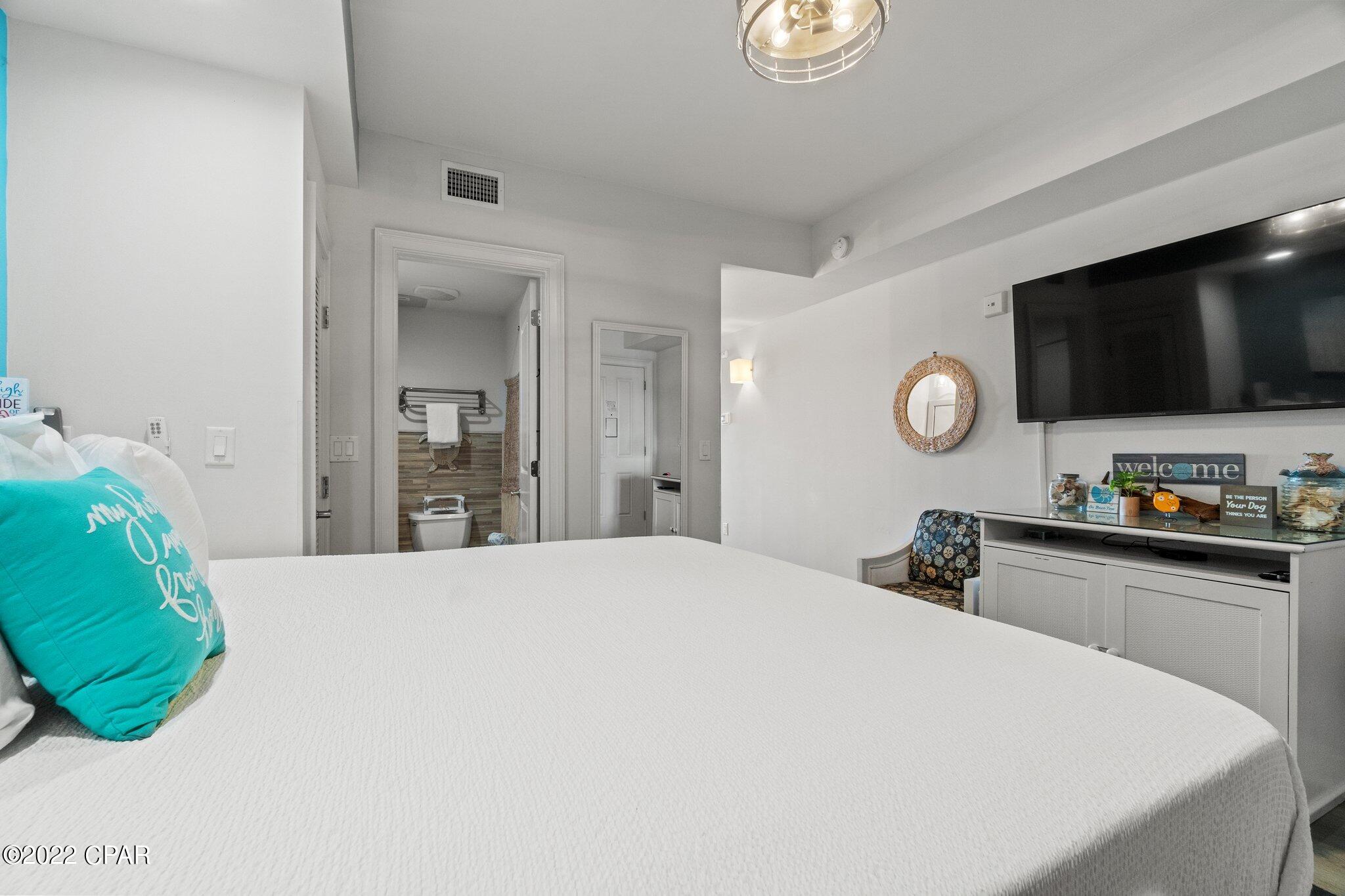 Carillon Beach Inn - Residential