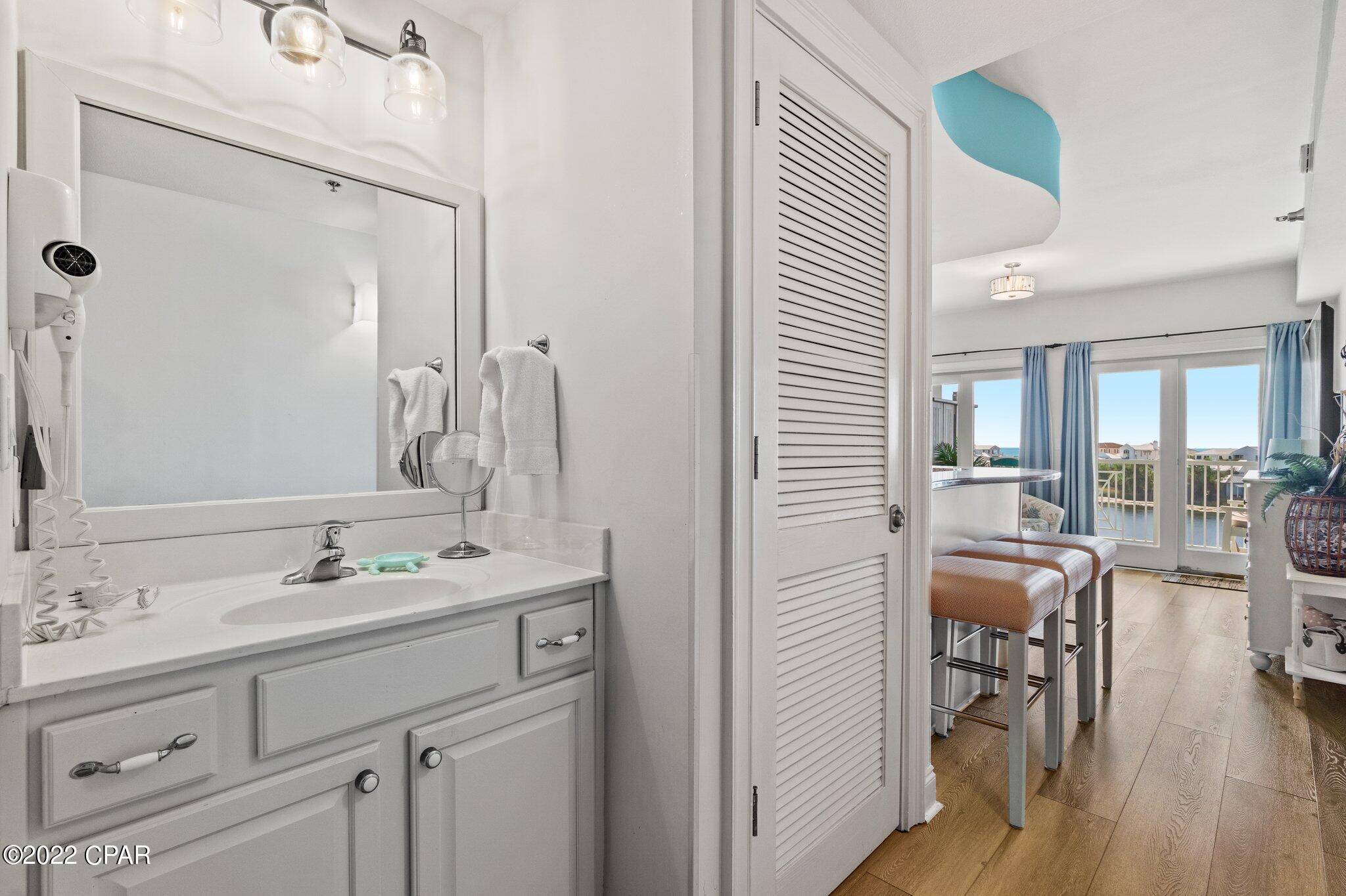 Carillon Beach Inn - Residential