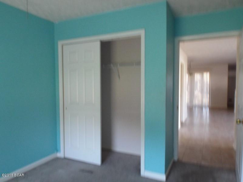 Pine Tree Place Unit 1 - Residential