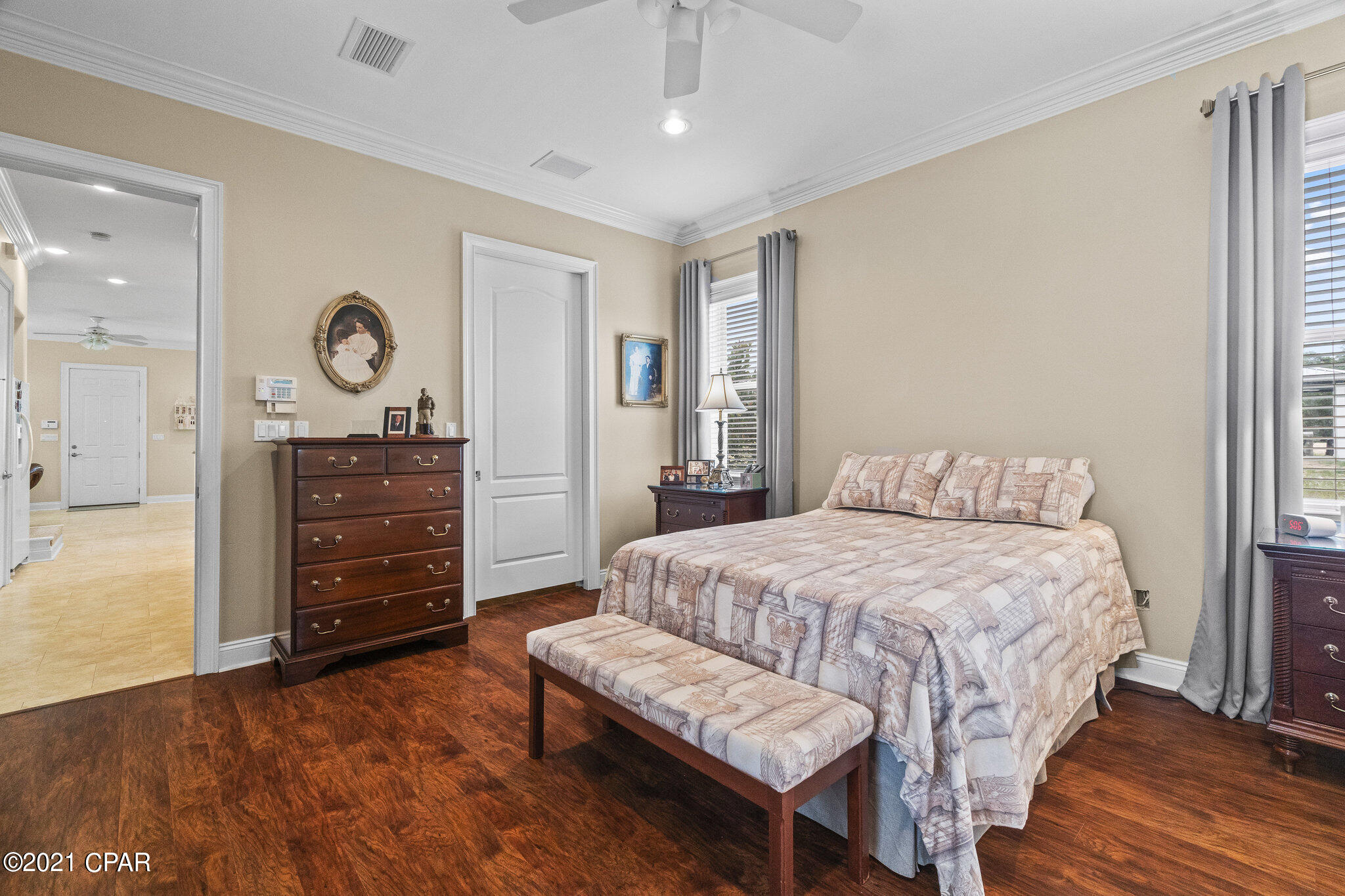 Santa Monica Beach - Residential