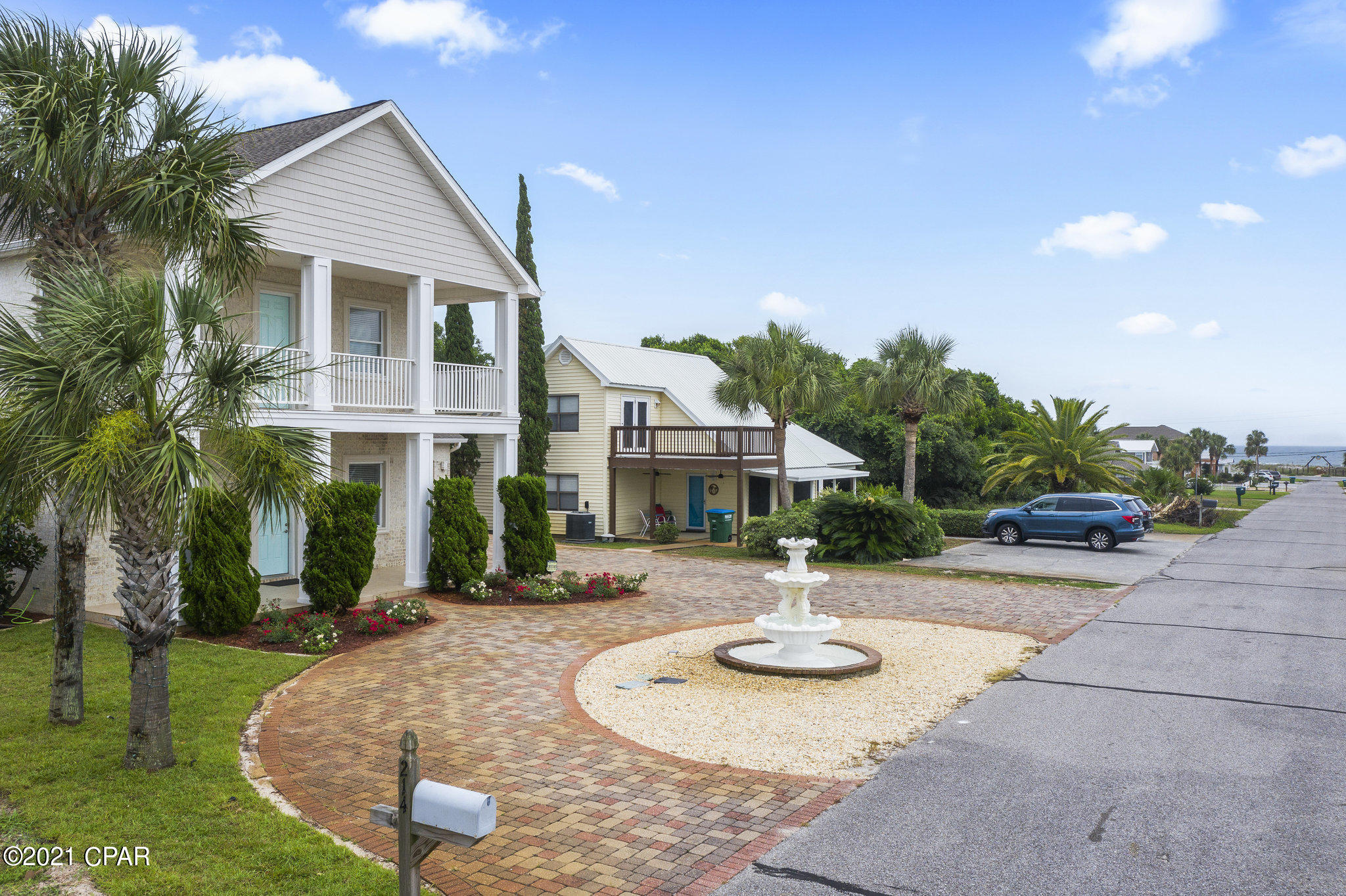 Santa Monica Beach - Residential