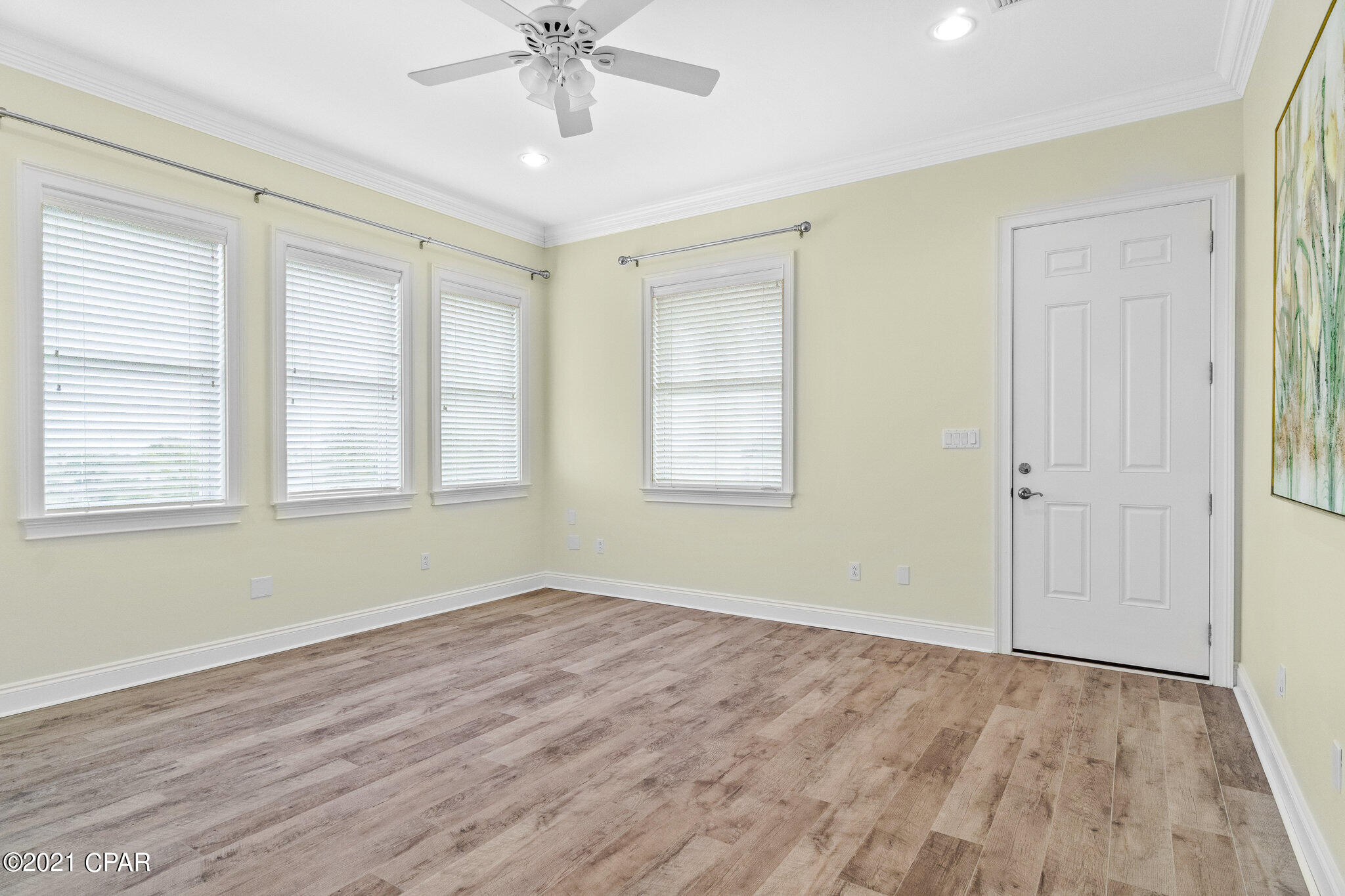 Santa Monica Beach - Residential