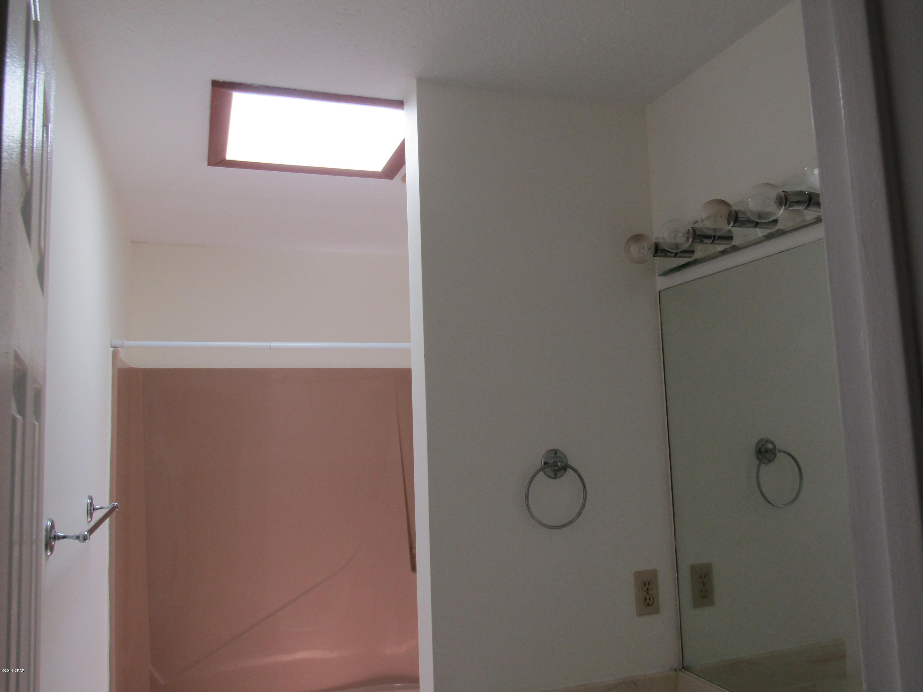 Shadow Bay Unit 1 - Residential Lease