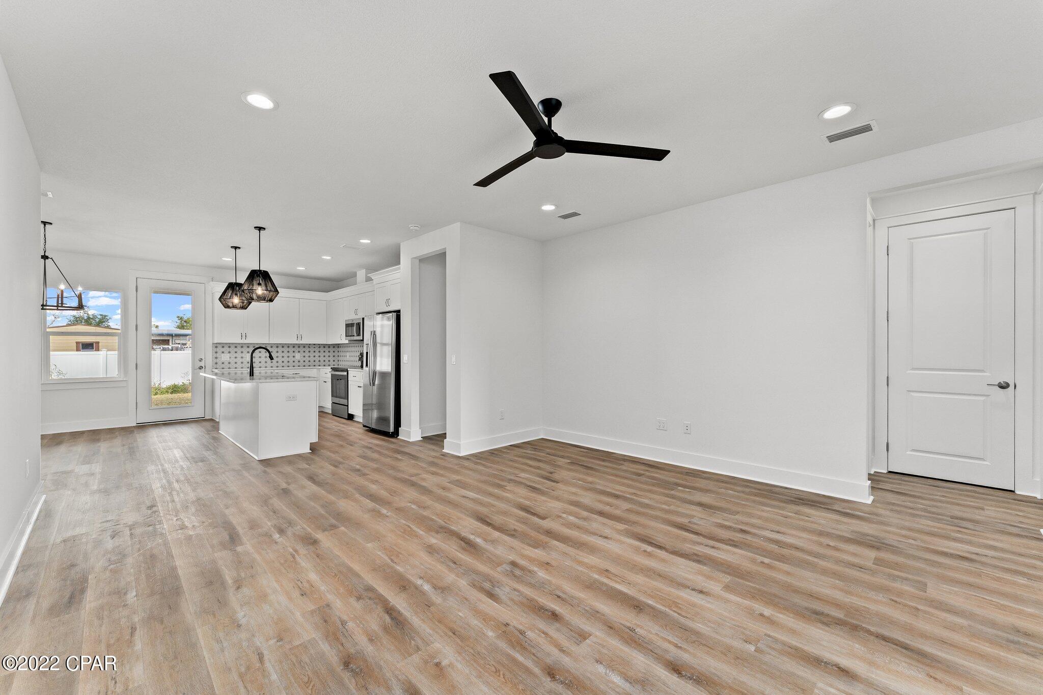 Horizon Pointe - Residential